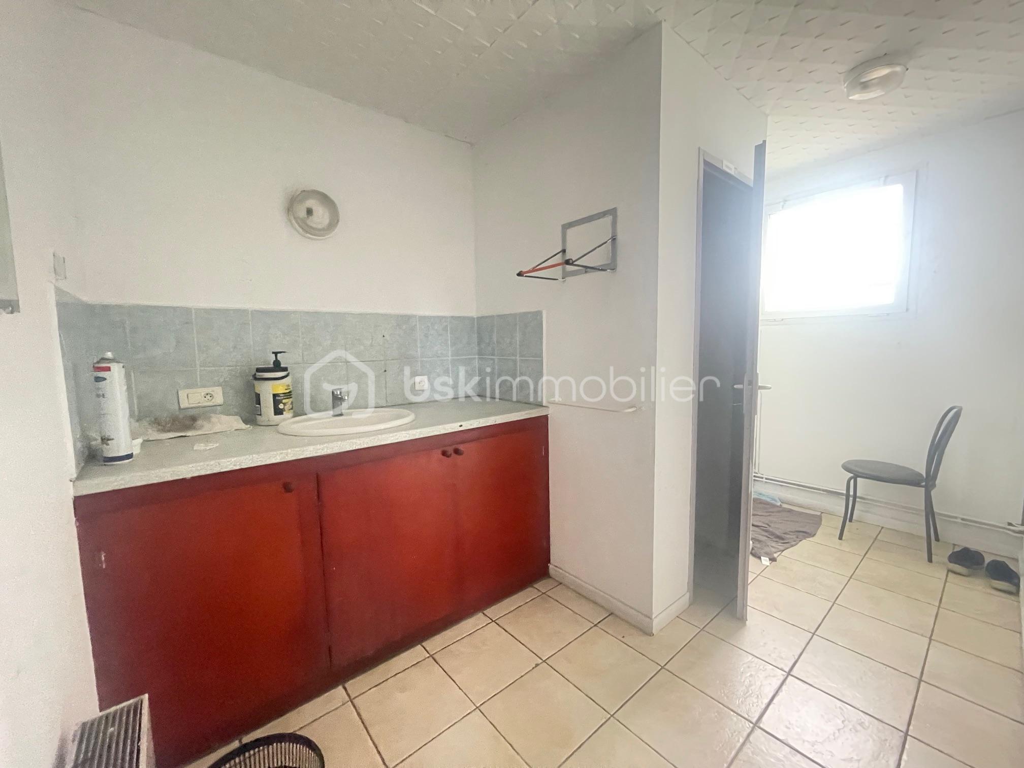 Local d'activités de 2 300 m² - IMG_1202.jpg