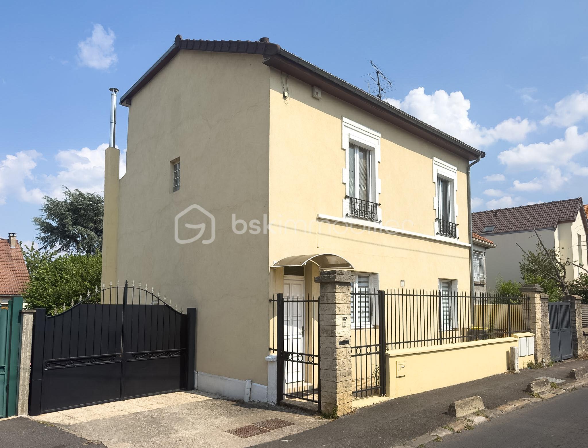 Maison 6 pièces 135 m² · à Vitry-sur-Seine · 135 m² · 625 000 €