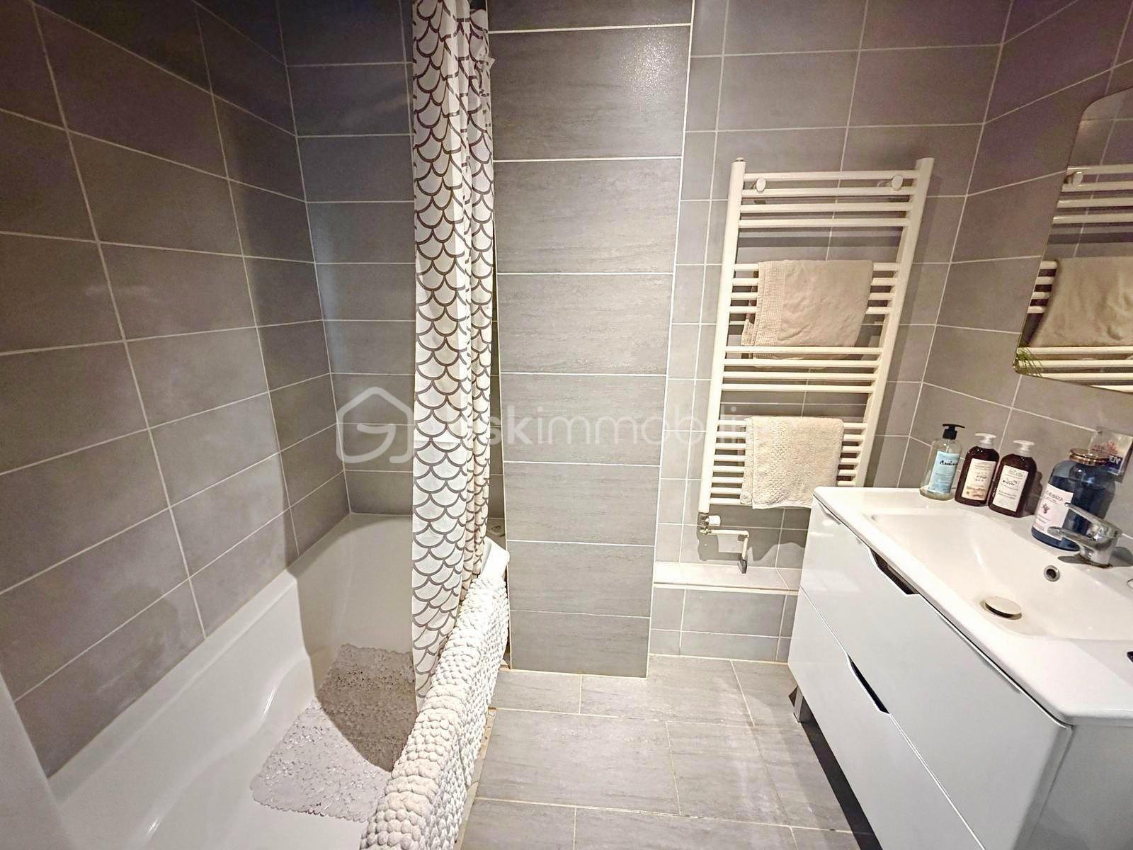 vemars karine_salle-de-bain_2ef20fef.jpg