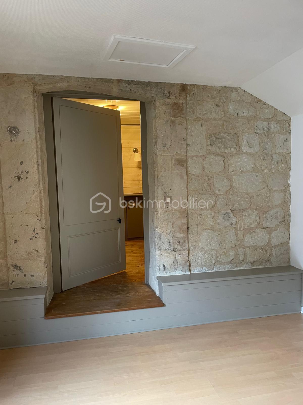 Maison de ville de 108 m² - 27e902a2-7d53-4bb8-93b7-b2d0f5c426d0.jpeg