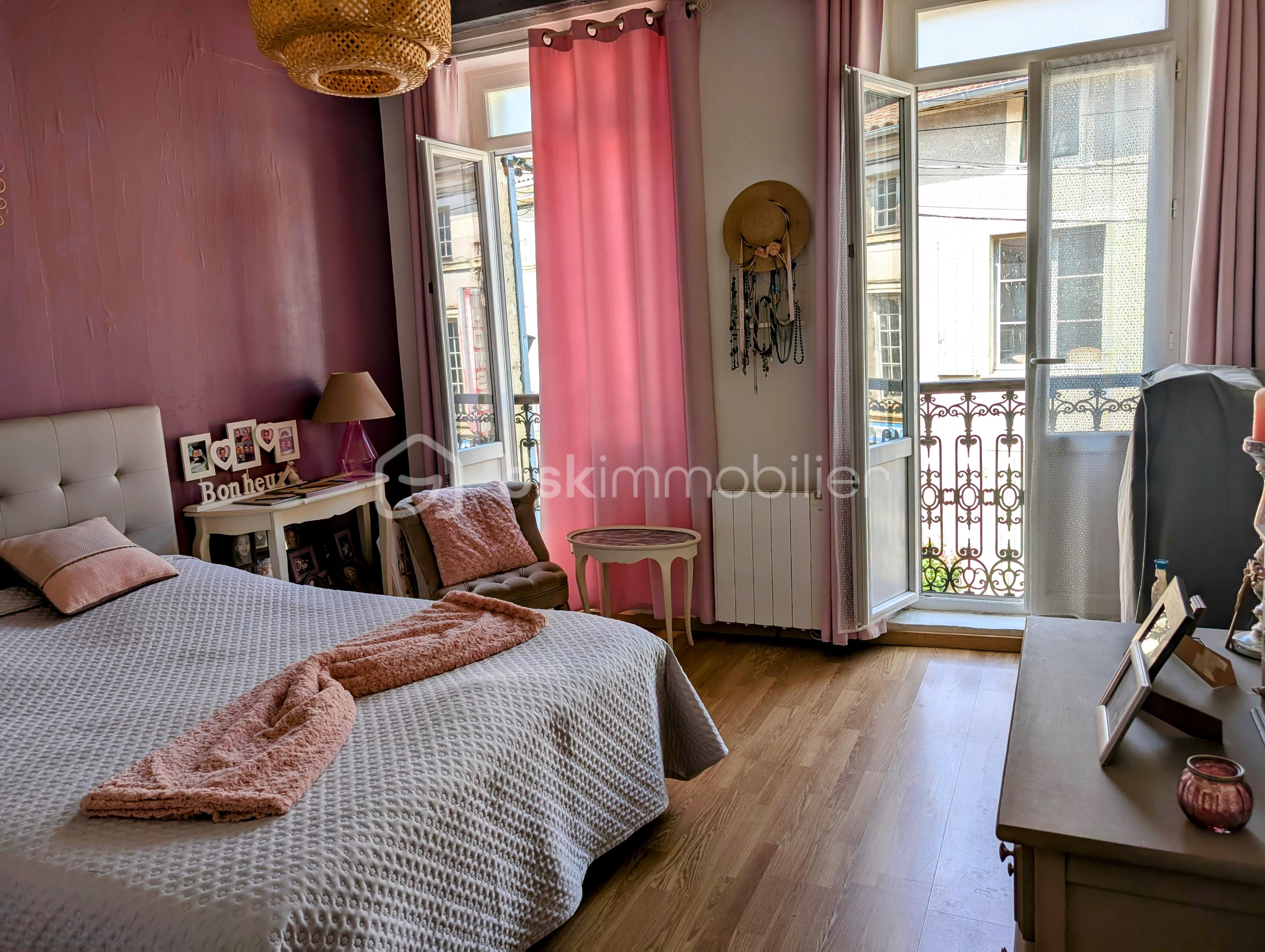 Echoppe de 56 m² - PXL_20250613_135750461.MP~2.jpg