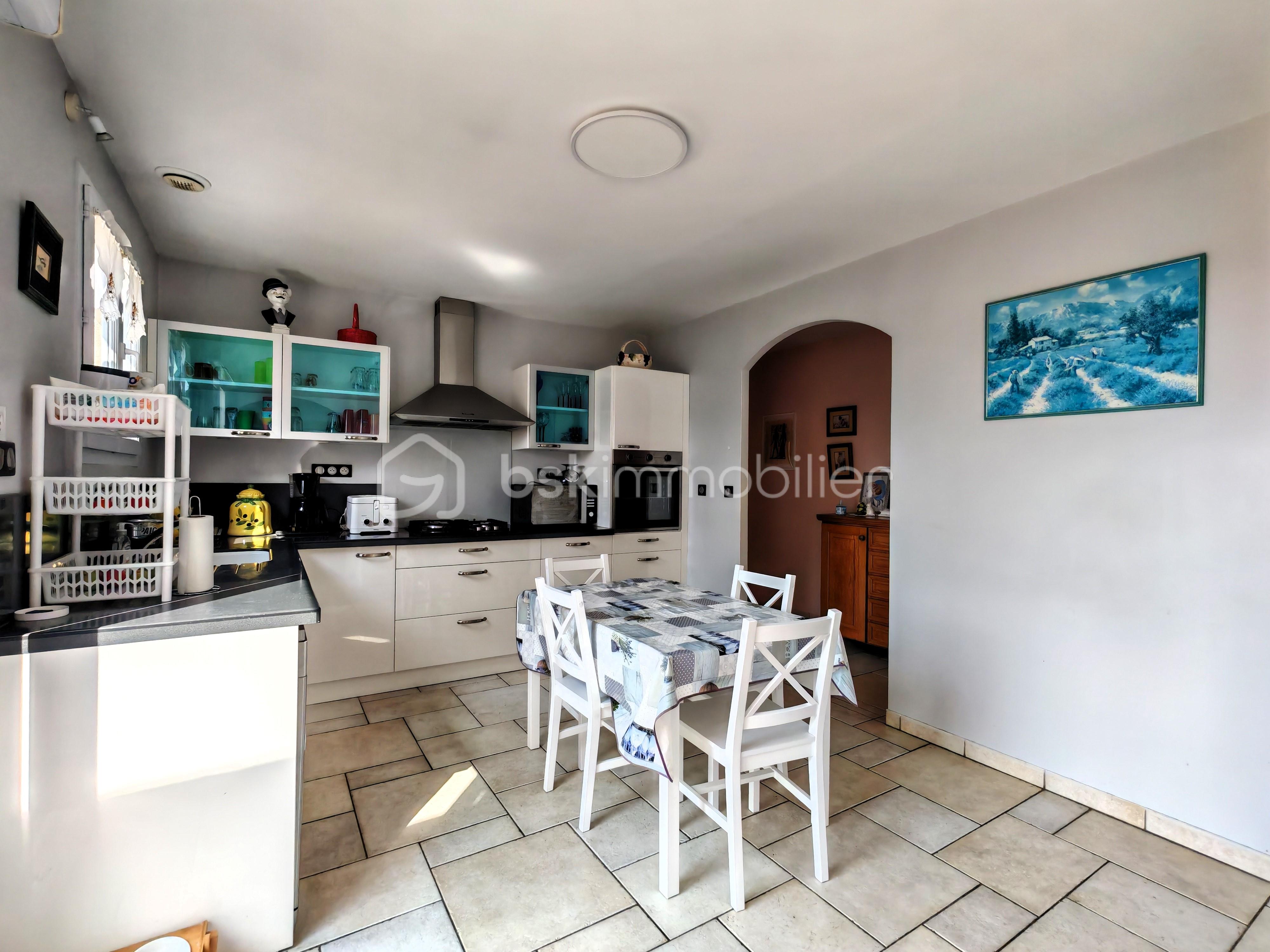 Maison de 261 m² - CUISINE 1.jpg