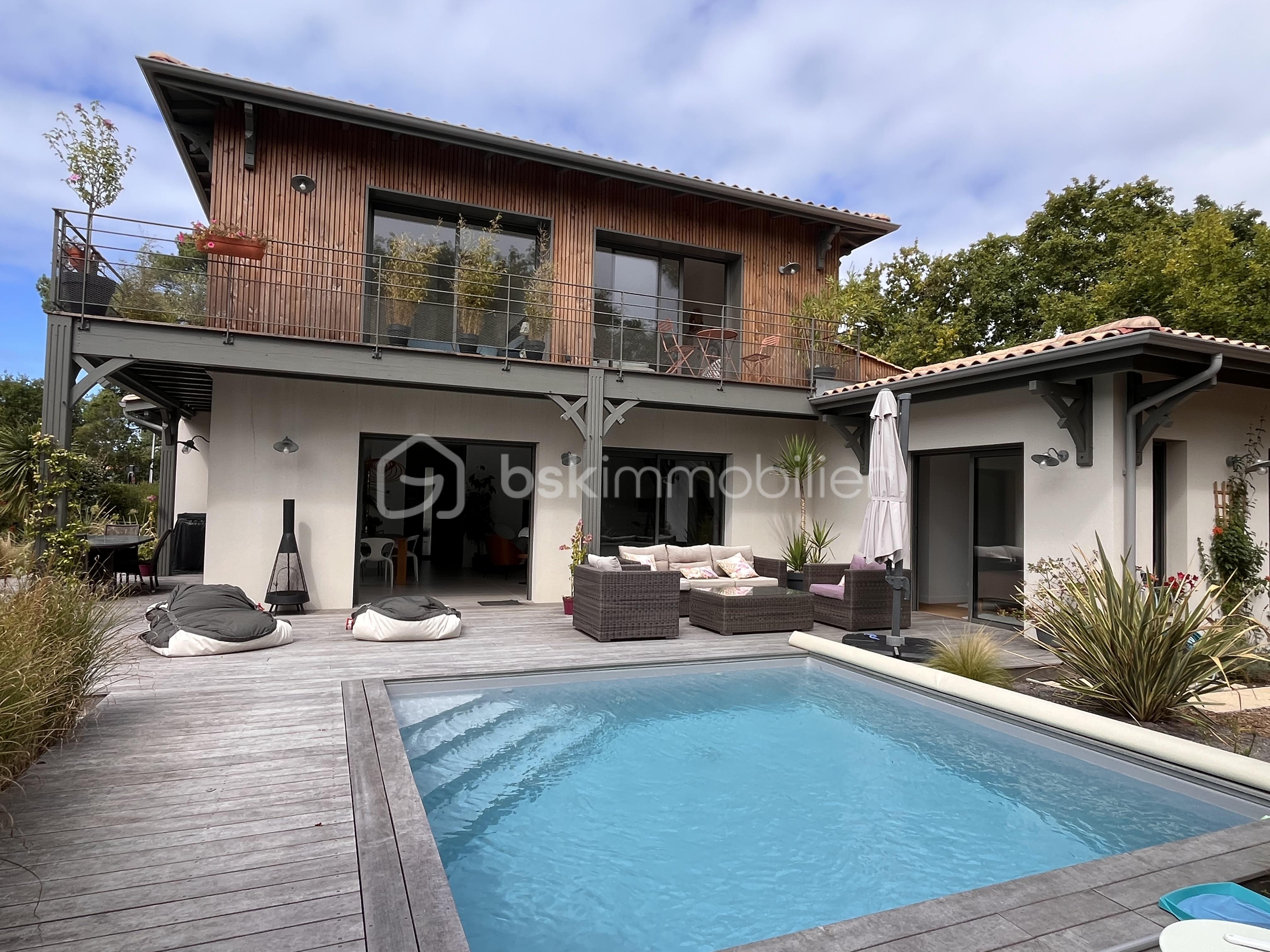 Maison 5 pièces 154 m² · à Soulac-sur-Mer · 154 m² · 895 000 €