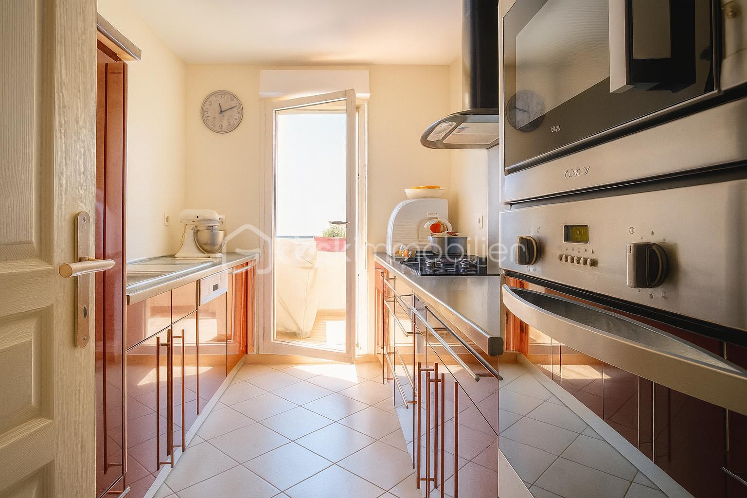 Appartement de 81,77 m² - ChatGPT Image 18 juil. 2025, 10_04_12.png