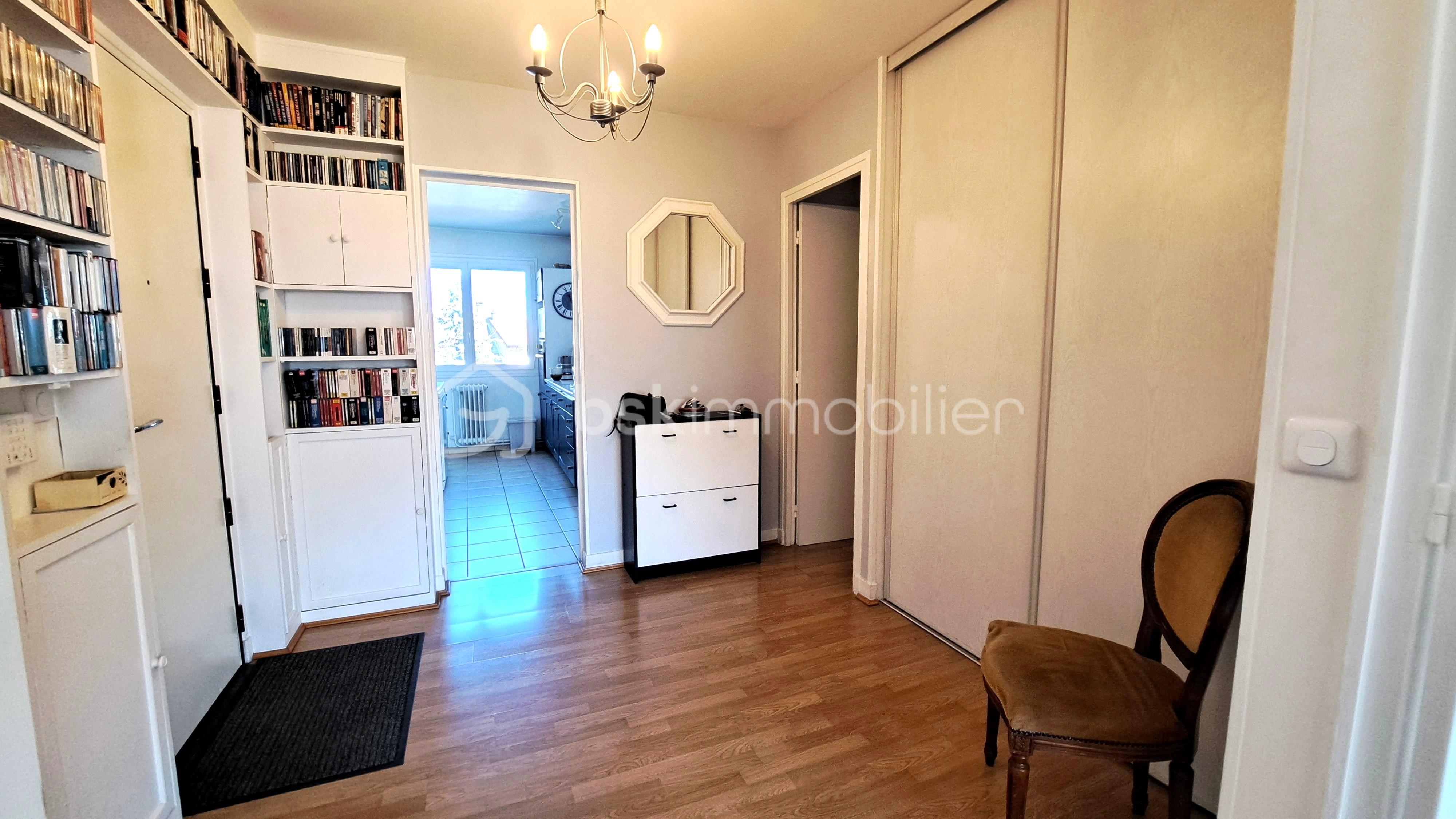 Appartement de 150,65 m² - entree2.jpg
