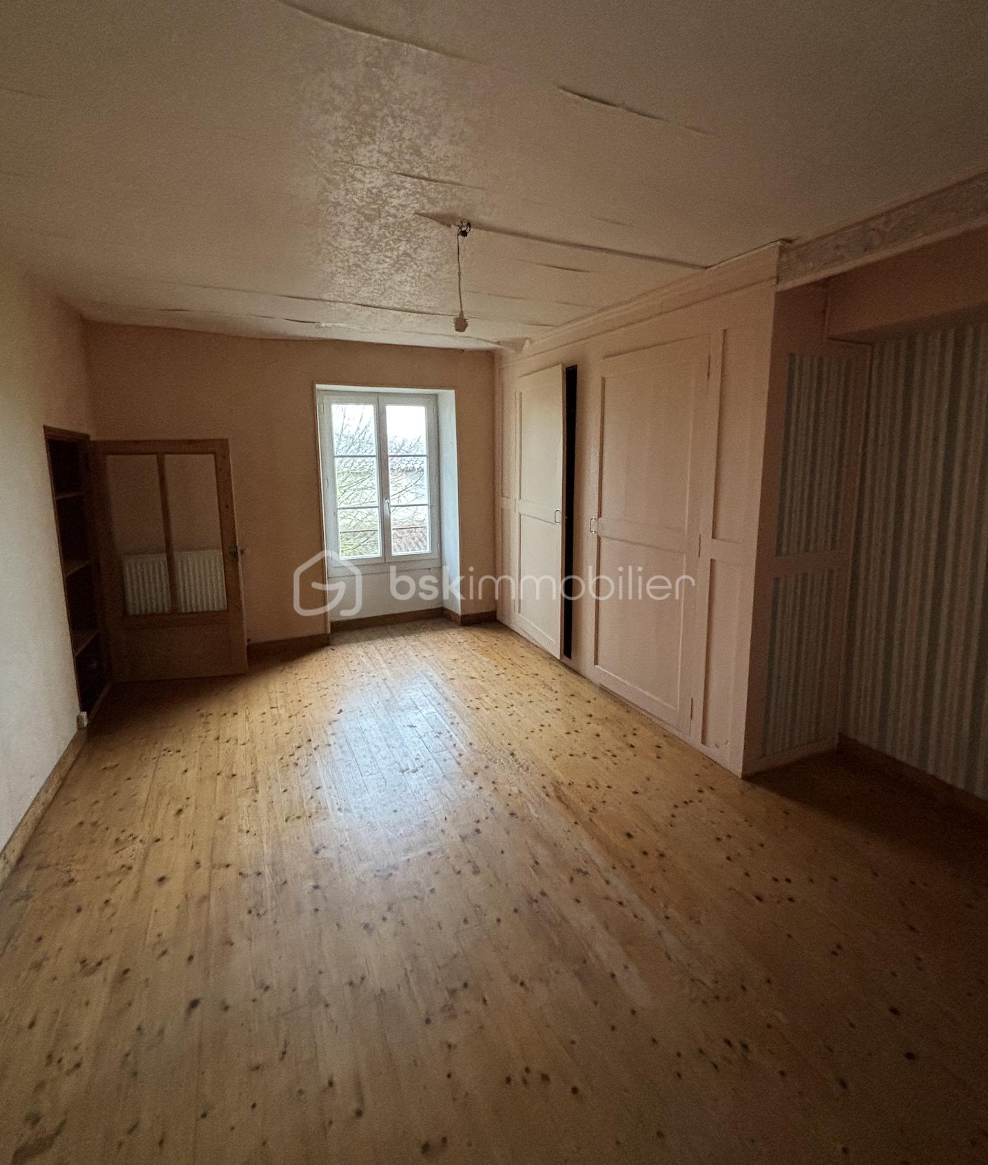 Corps de ferme de 299,98 m² - Capture d’écran 2026-02-10 à 16.30.35.png