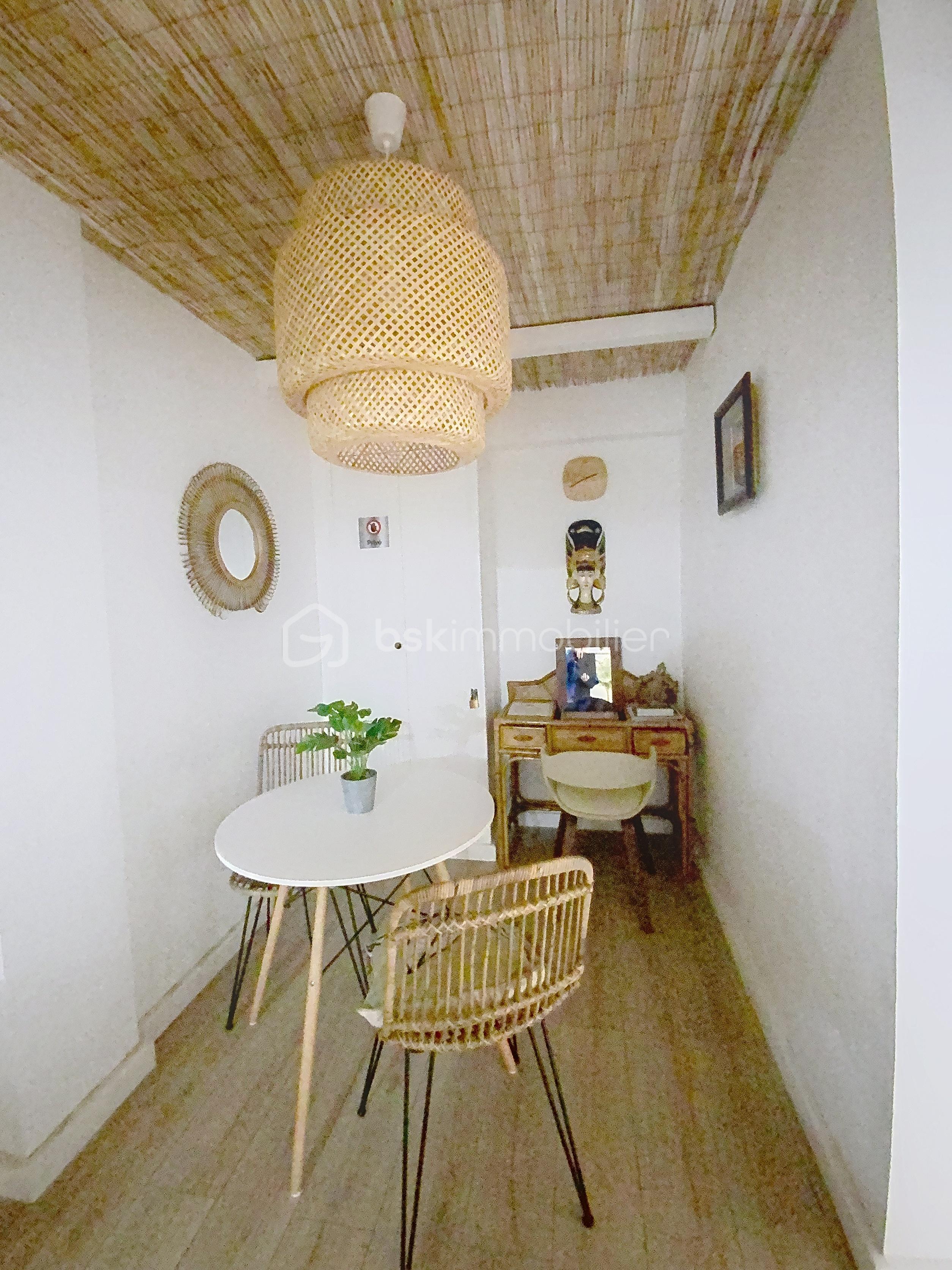 Appartement de 26,93 m² - COIN TABLE.jpg