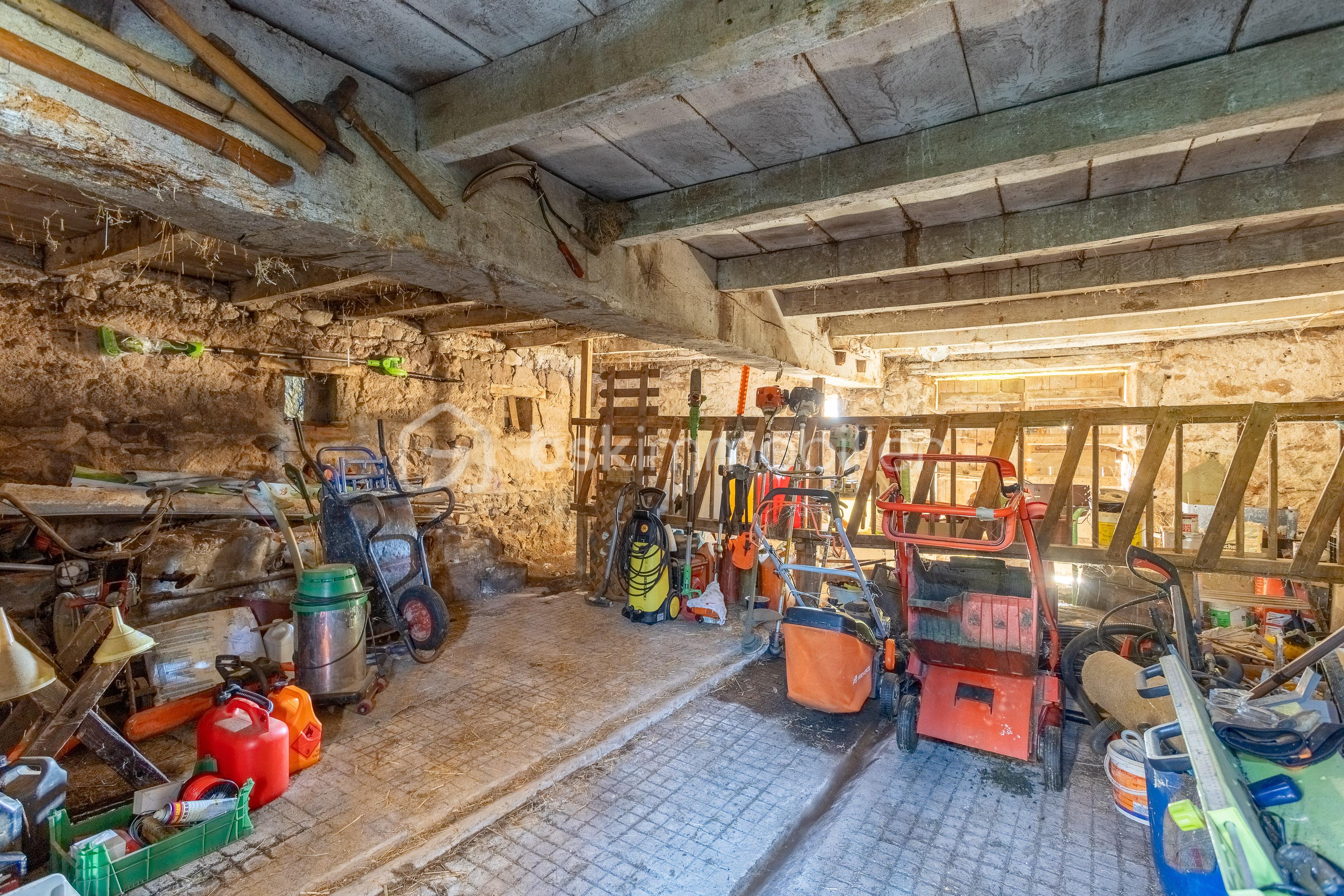 Corps de ferme de 153 m² - 15 CLUZEAU-34.jpg