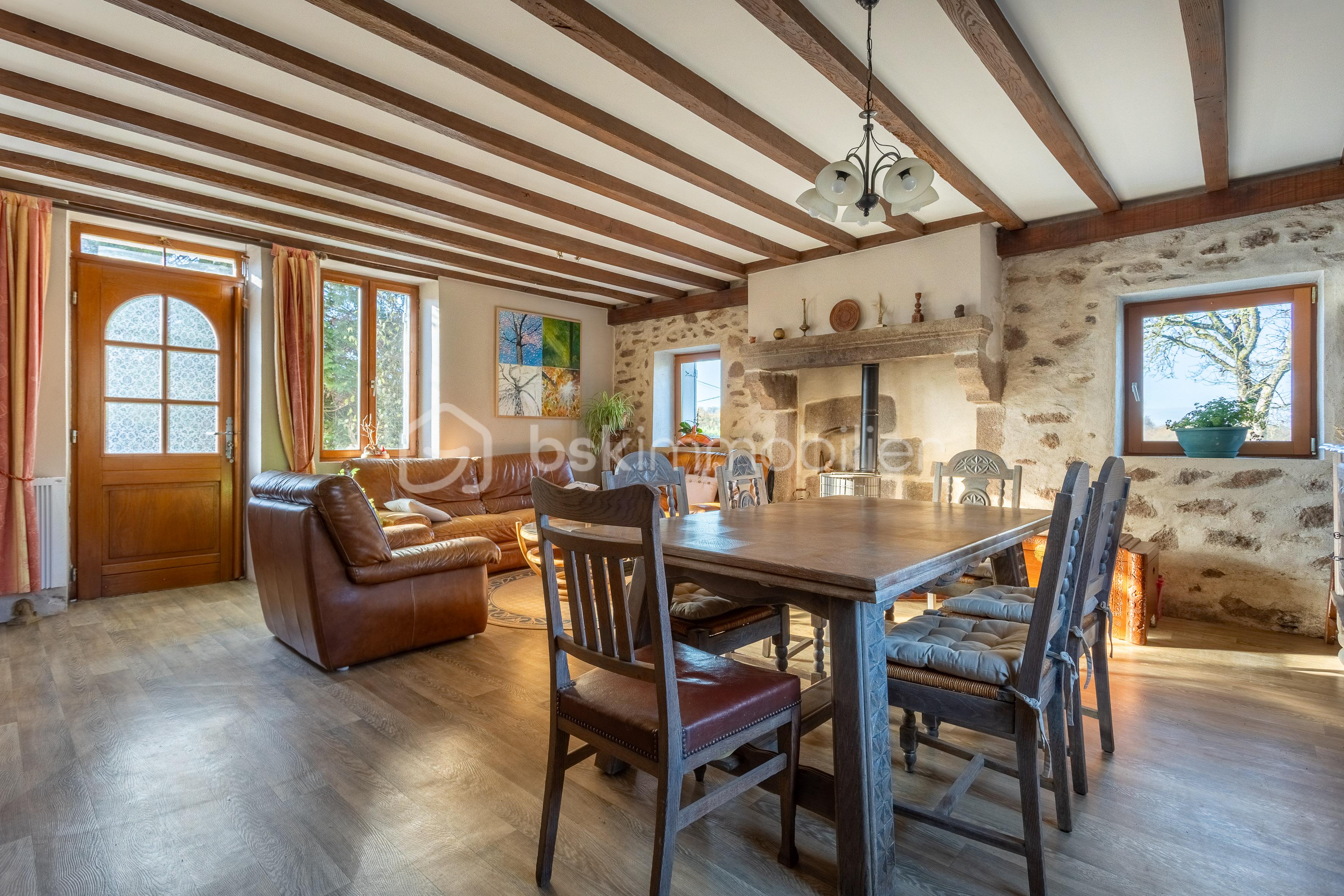 Corps de ferme de 153 m² - 15 CLUZEAU-28.jpg