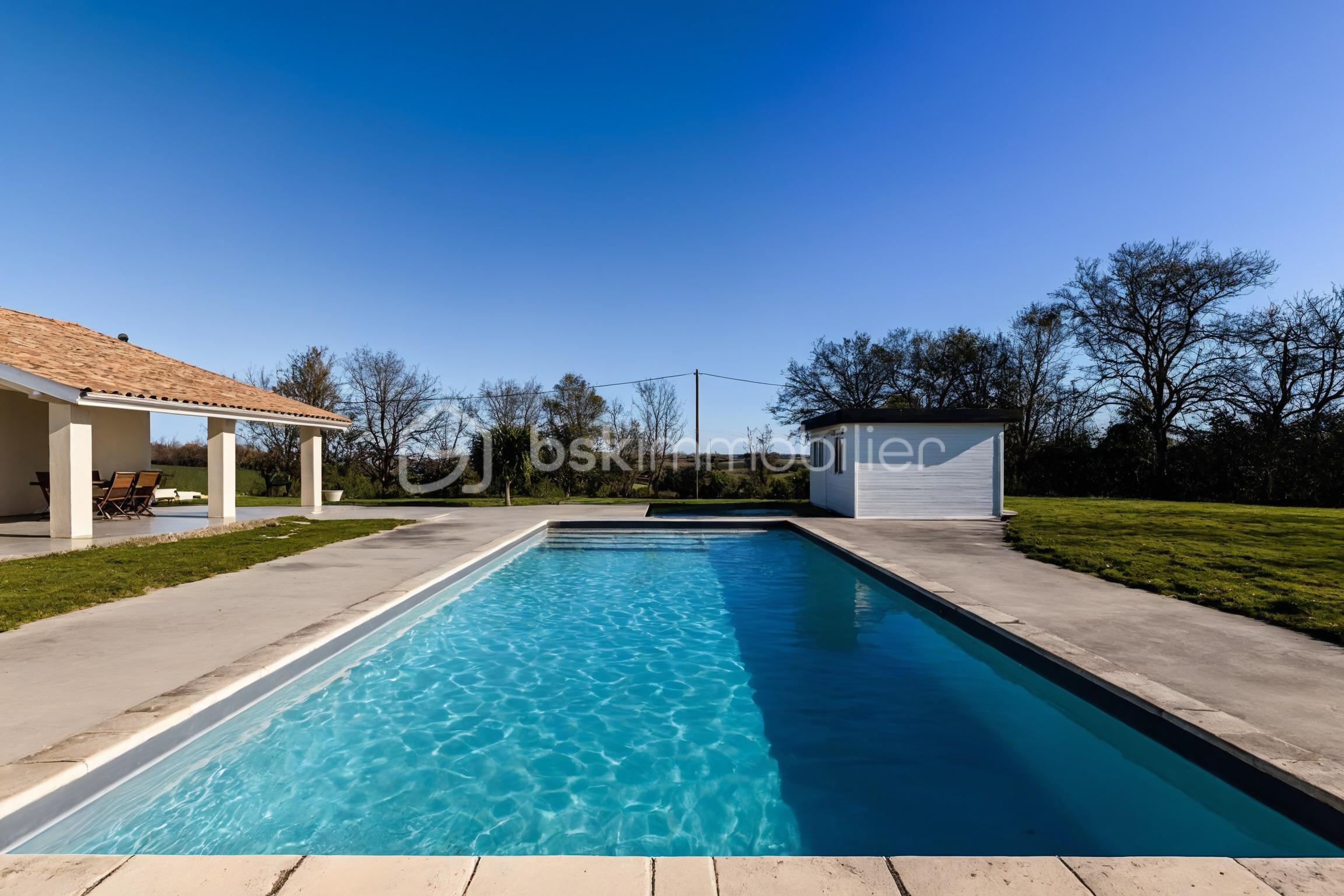 12 Piscine.jpg