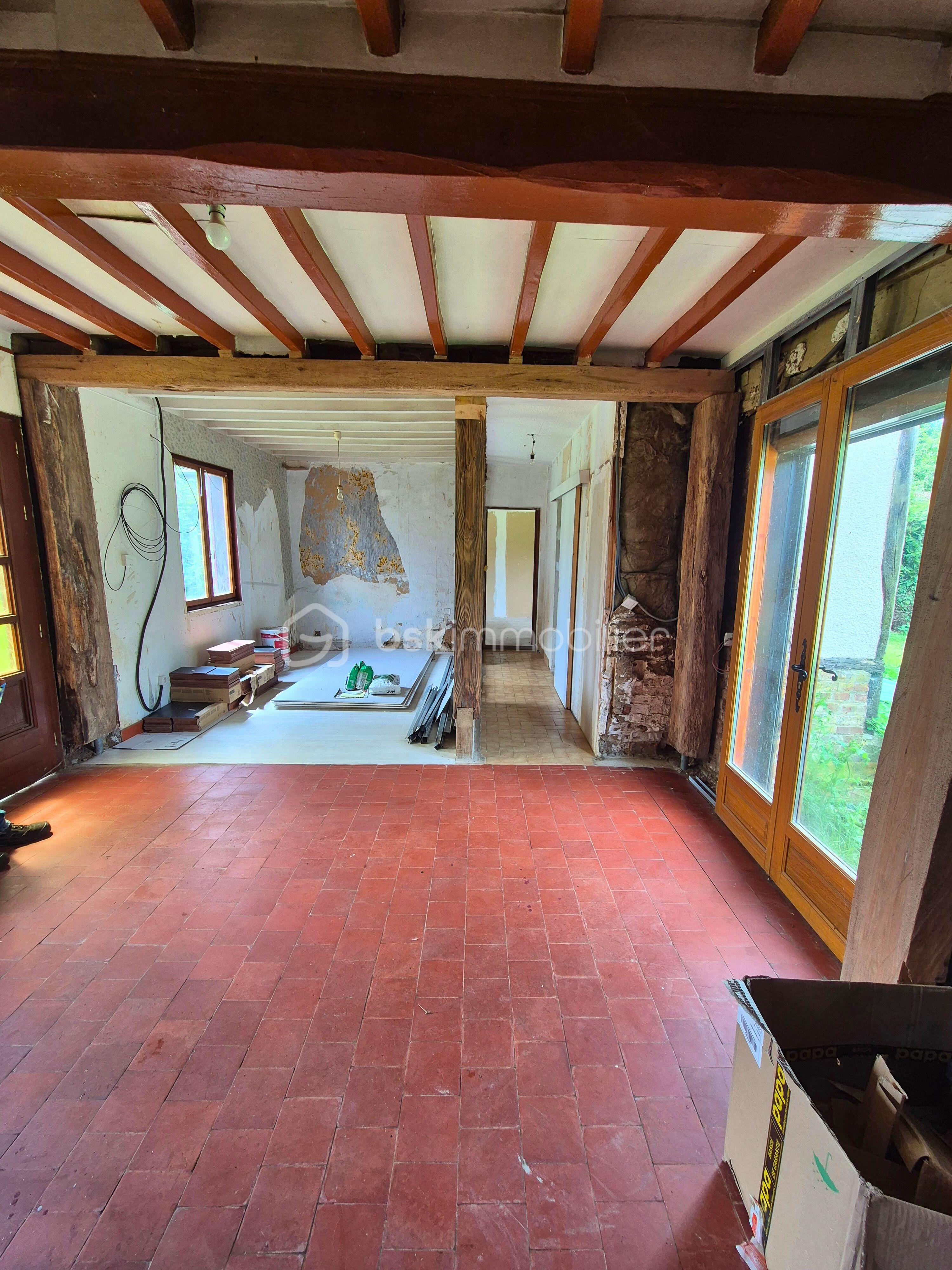Corps de ferme de 70 m² - salle 3P.jpg