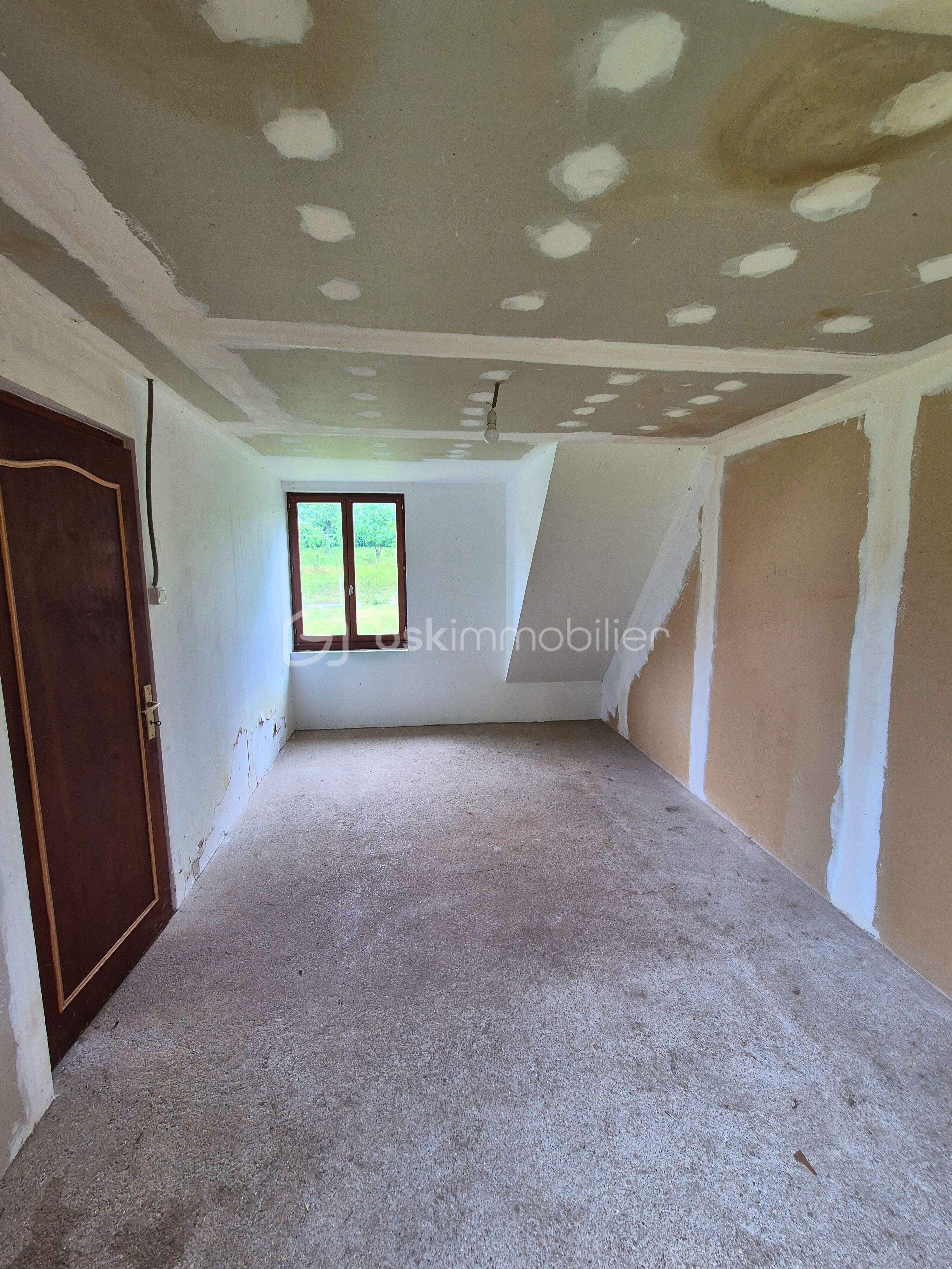 Corps de ferme de 70 m² - chambre 5P.jpg