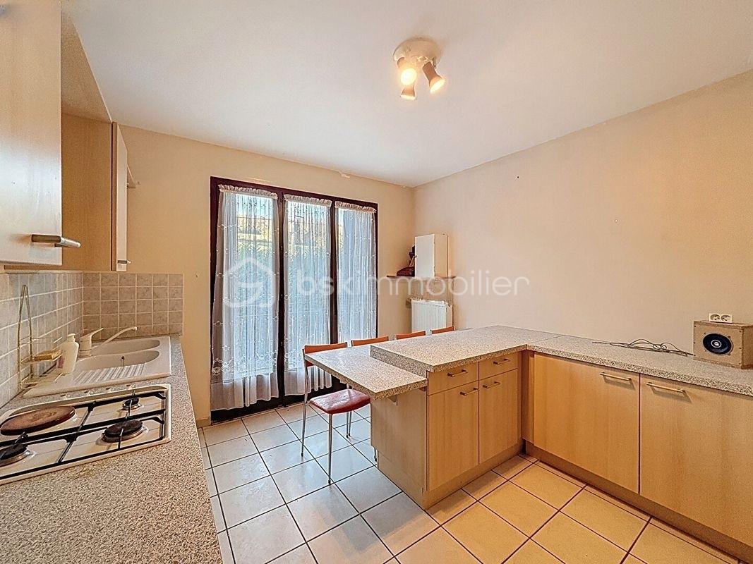 Maison de 214 m² - ce7cba61e5147919c8c00b2f5e511dcafc5c8be7_cleanup.jpg