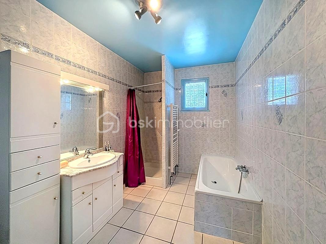 Maison de 214 m² - liloo-downloaderH1SToA