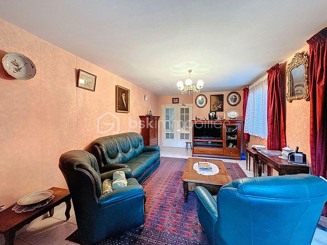 Maison de 214 m² - 5bf1abc2c673cf8ff74ac7371e0be3af0cbb5498_cleanup.jpg