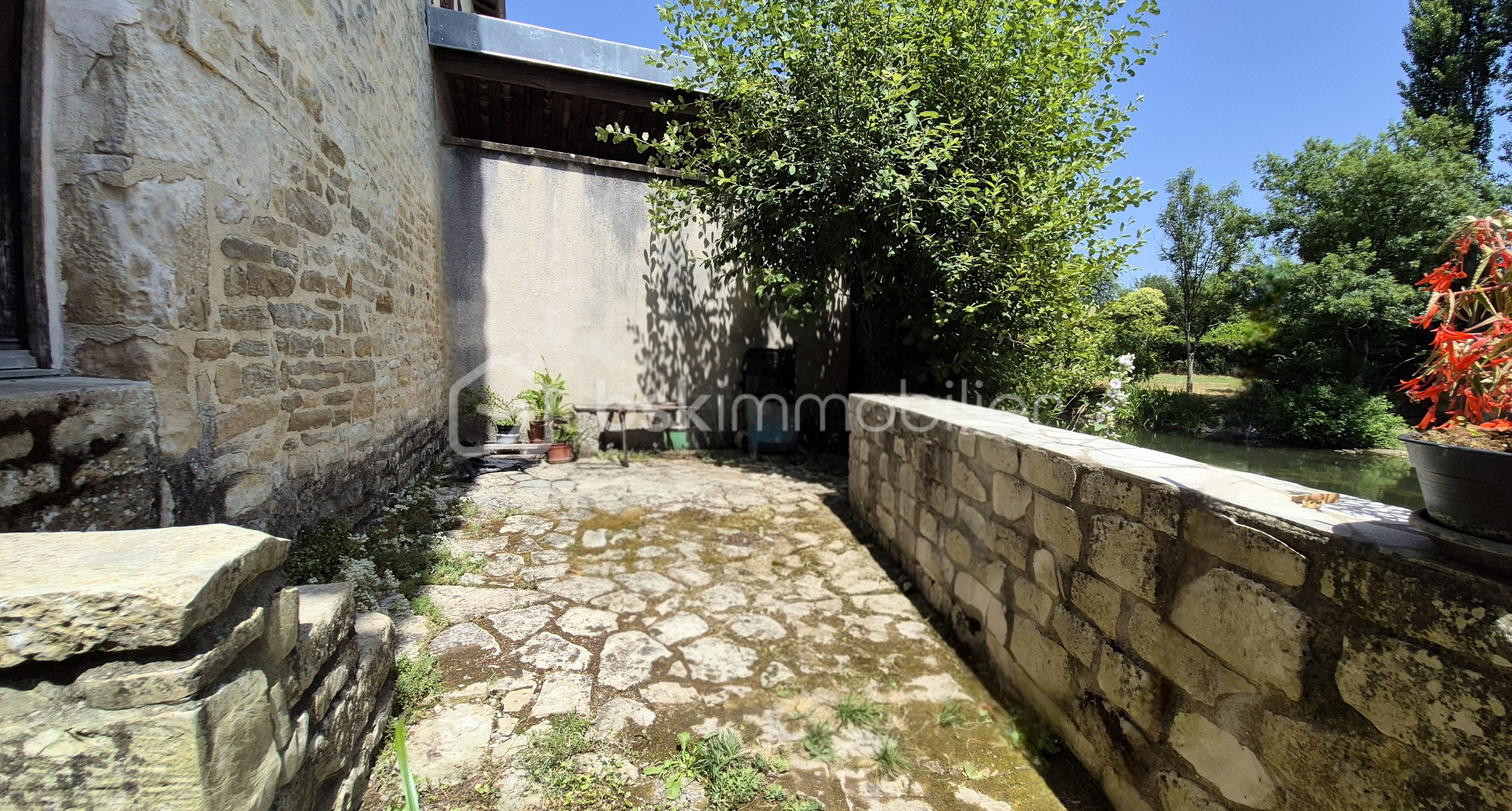 Maison de village de 129 m² - terasse-001.jpg