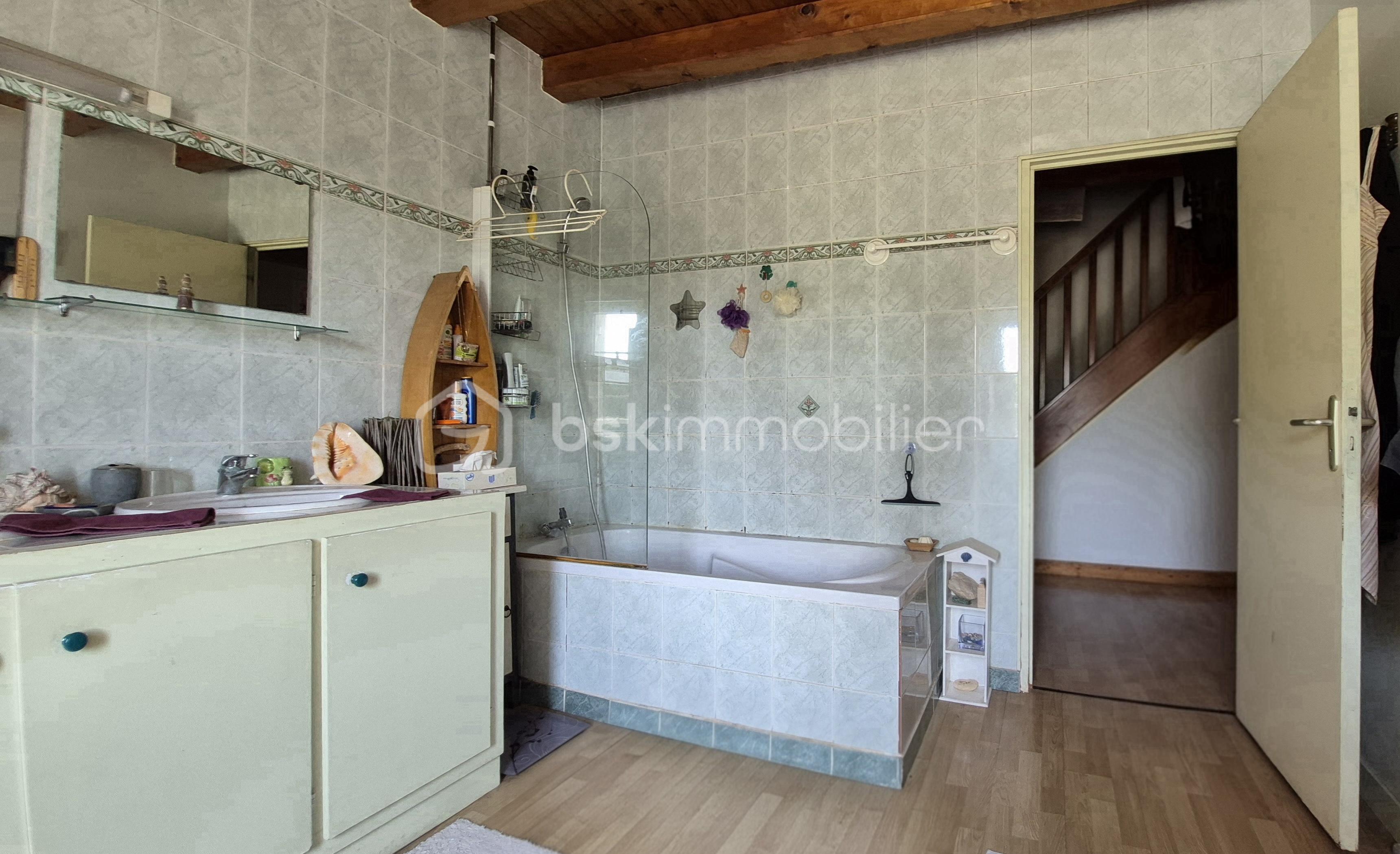 Maison de village de 129 m² - Salle de bain.jpg