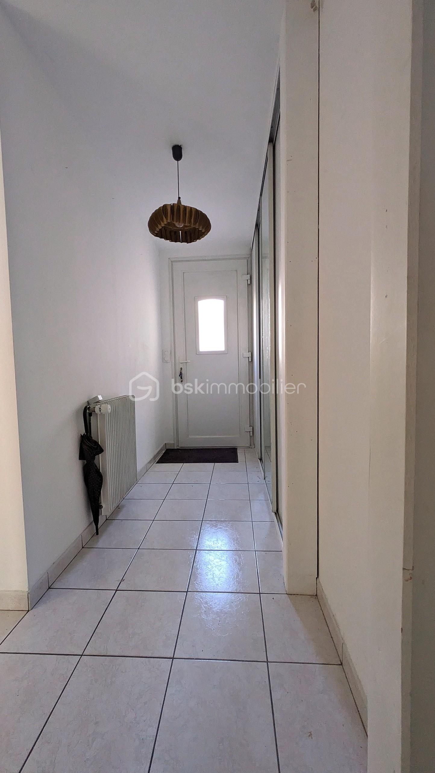 Maison de 147 m² - ENTREE.jpg