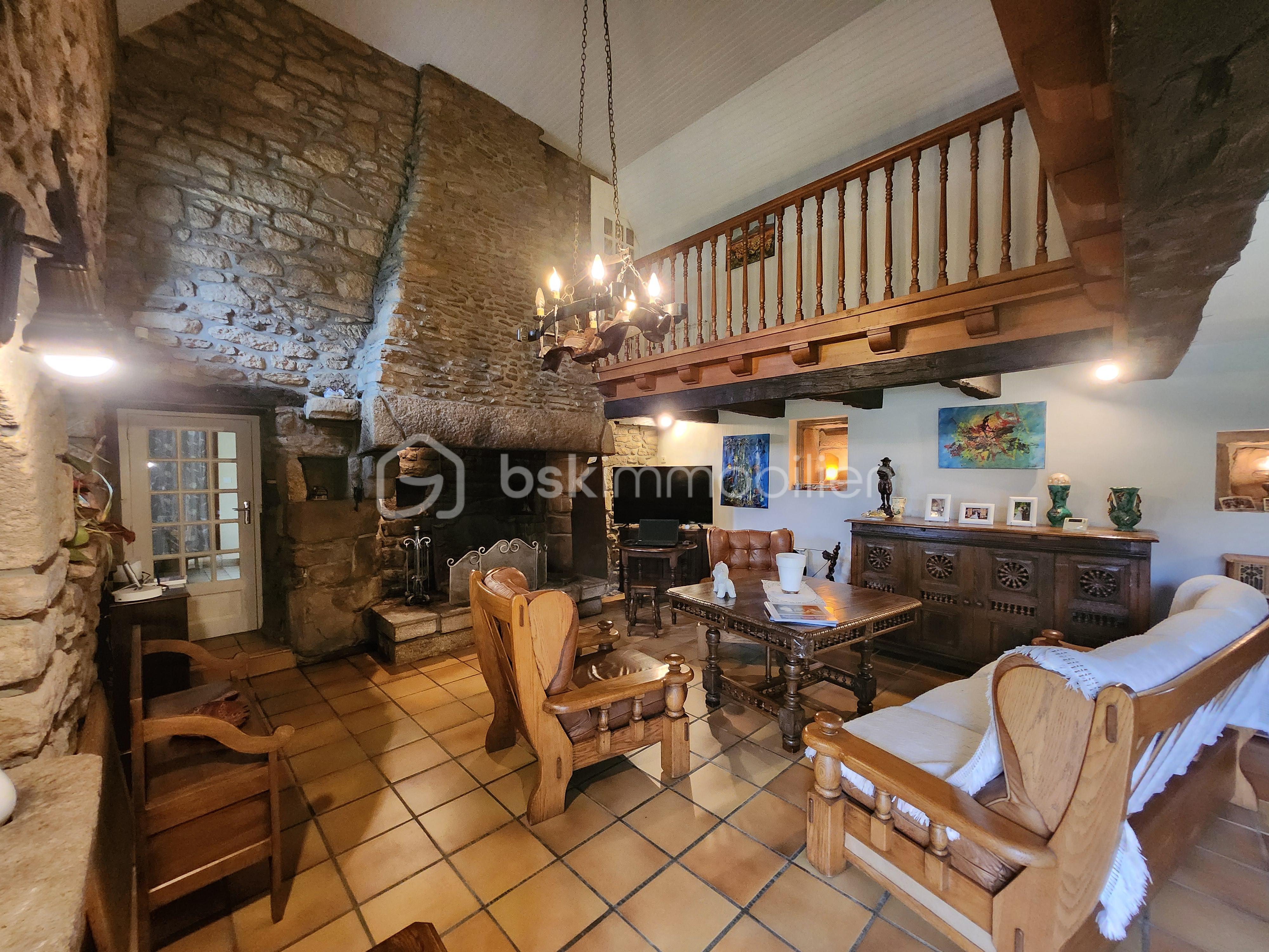 Maison en pierre de 187 m² - 20240404_160938.jpg