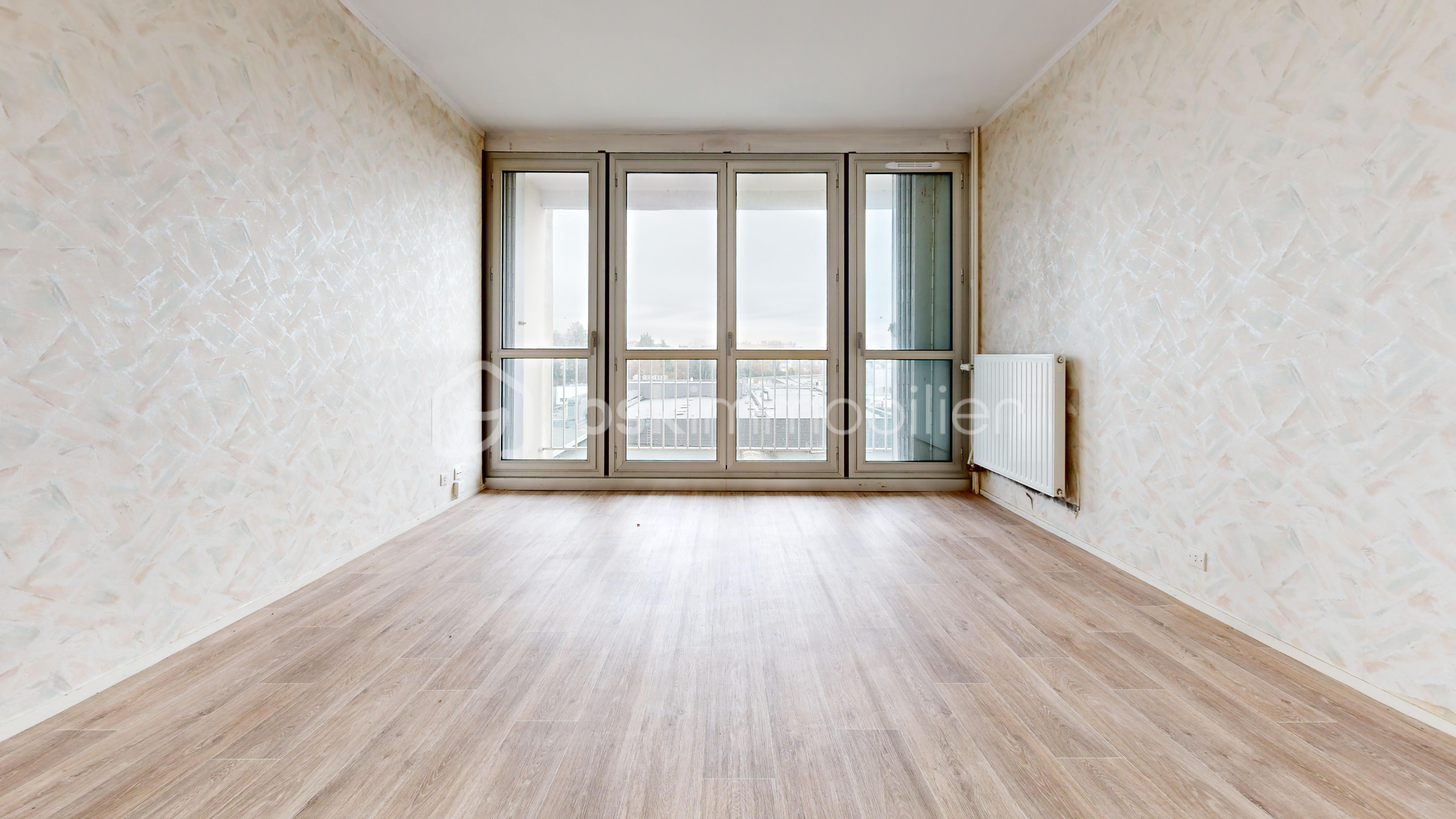 Val-De-Laurence-Limoges-Photo-1.jpg