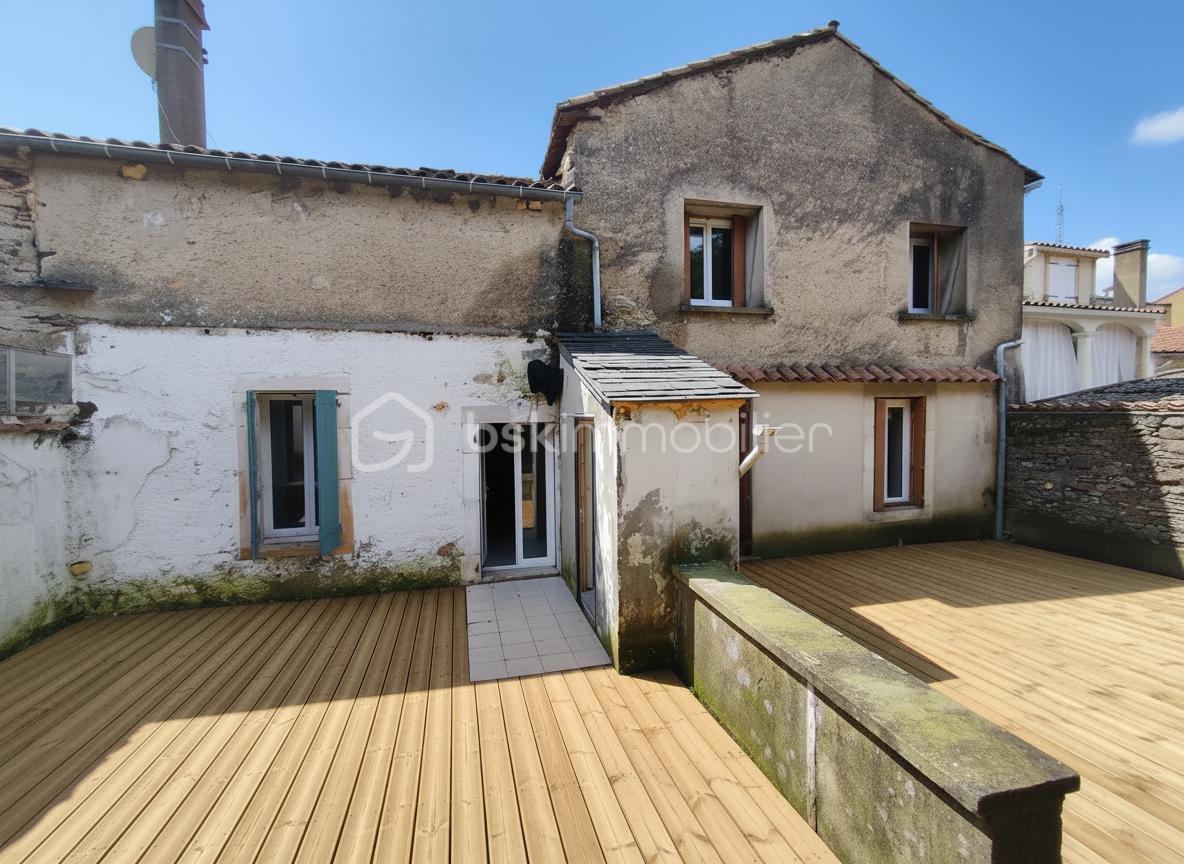 Maison de 300 m² - generated_2026-02-05T10_20_02.084.jpg