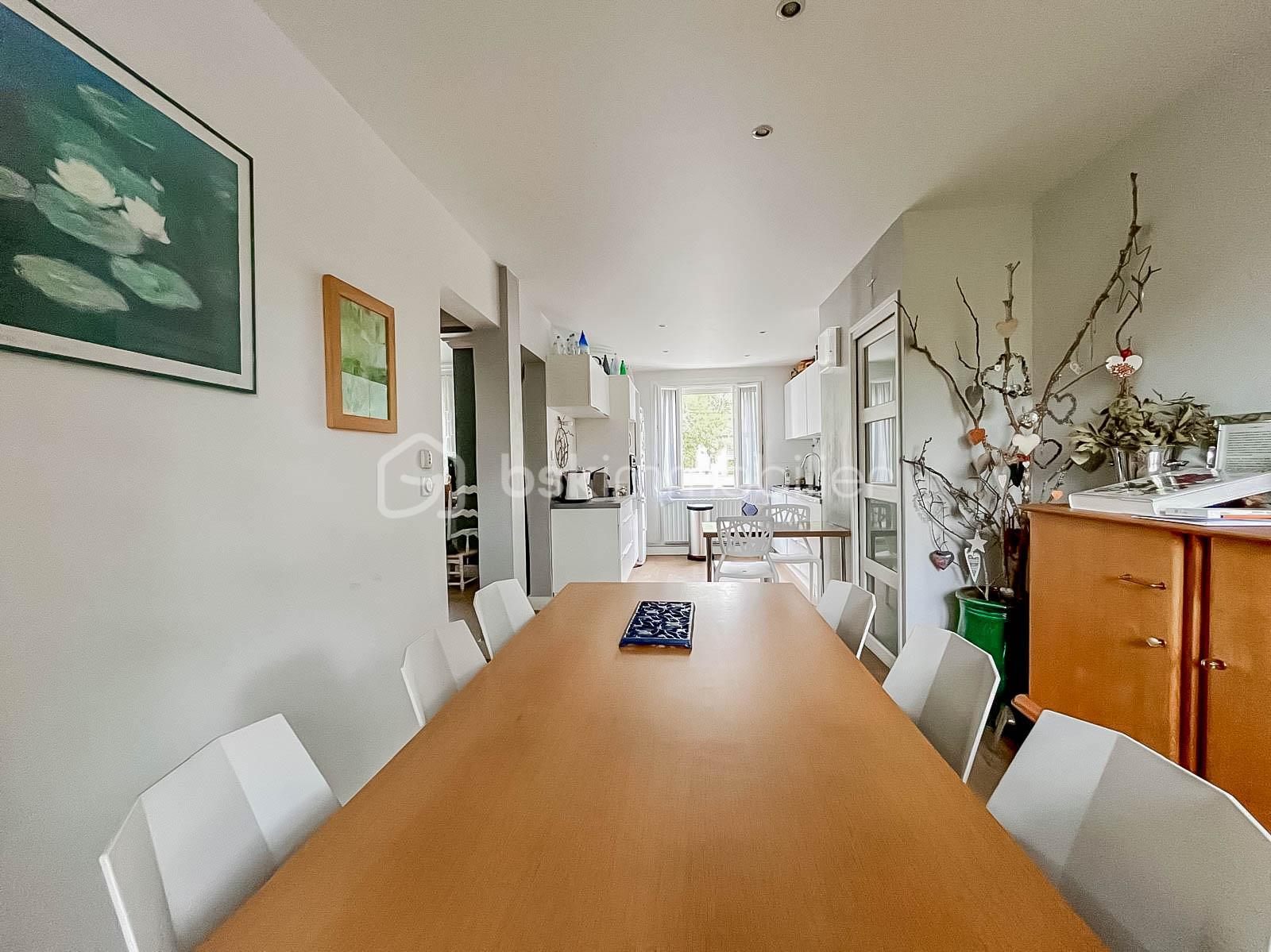 Maison traditionnelle de 90 m² - faab746c-42d5-4005-b165-9510aafcdac7.jpg