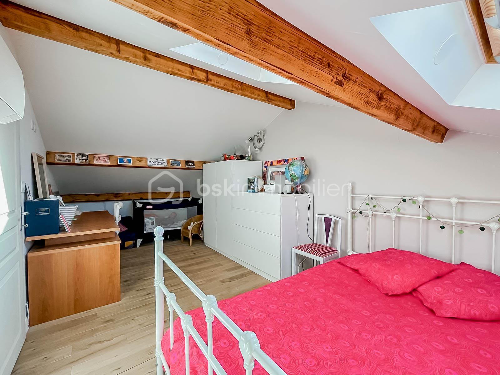 Maison traditionnelle de 90 m² - 29a4dede-37e6-48e9-b465-b2564f7e38ce.jpg