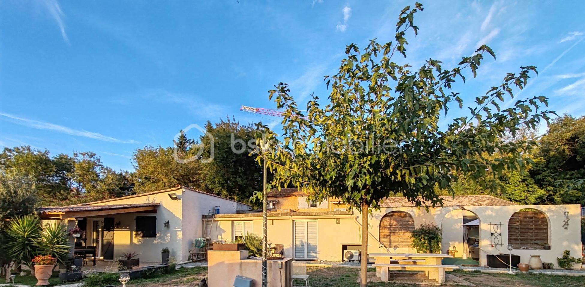 Maison 10 pièces 198 m² · à Fréjus · 198 m² · 795 000 €