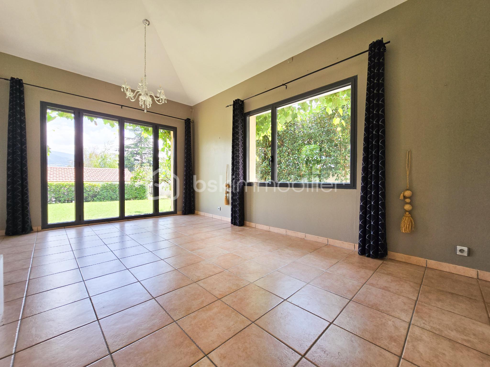 Maison en pierre de 181 m² - 20250729_141945.jpg