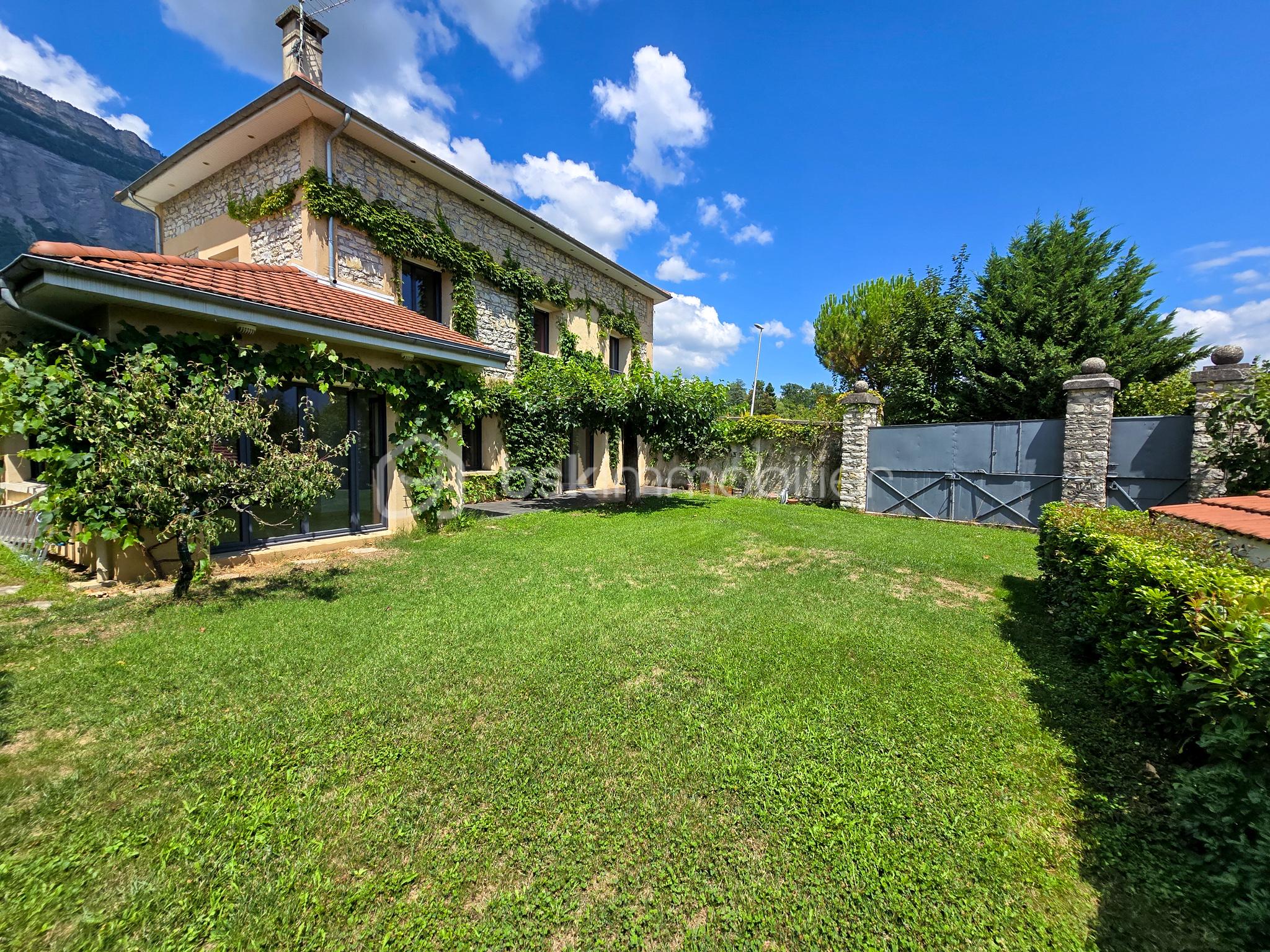 Maison en pierre de 181 m² - 20250729_141710.jpg