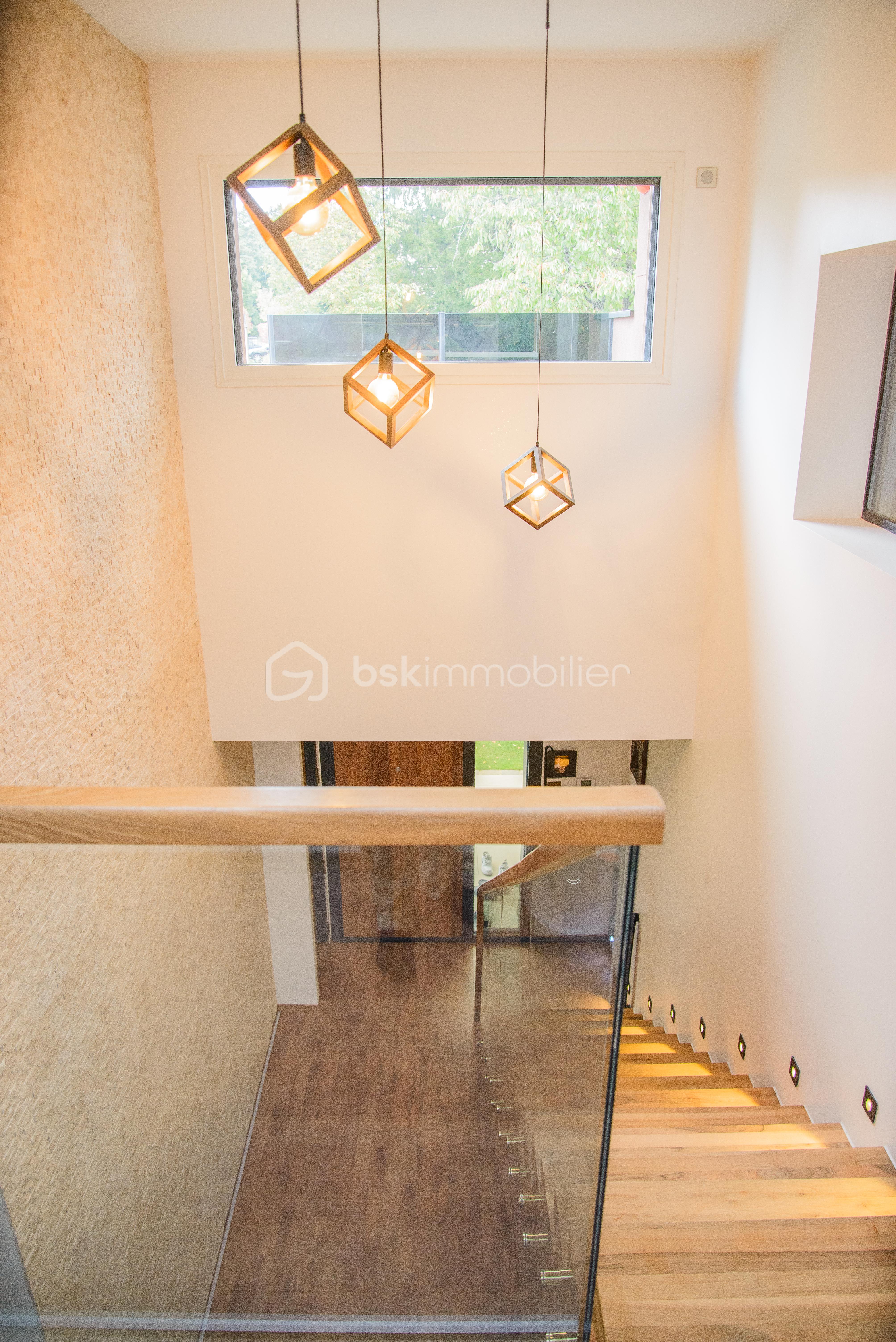 Villa de 225,32 m² - unlun - escalier d'en haut.jpg