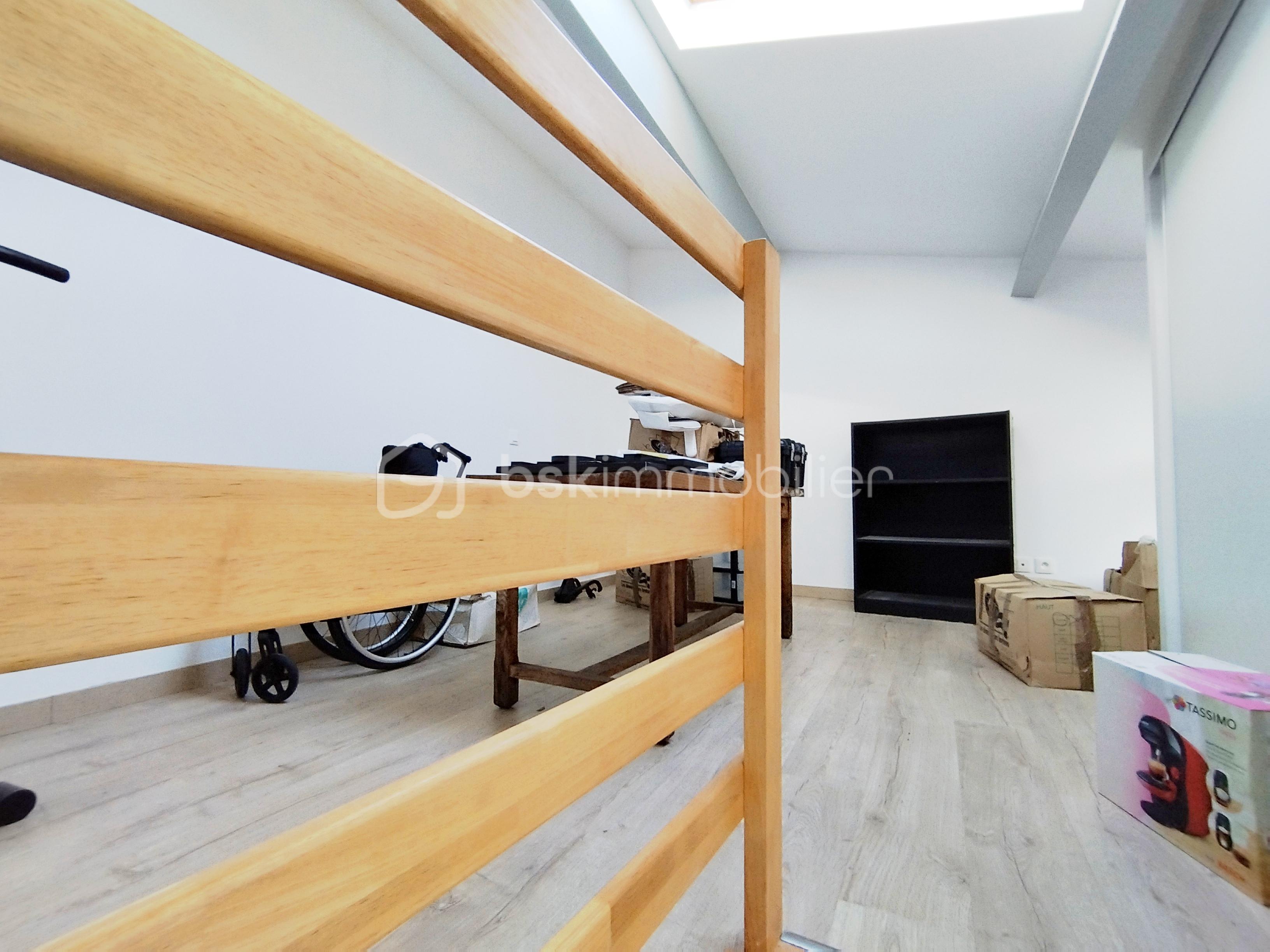 Immeuble mixte de 100 m² - 1759486335797.jpg