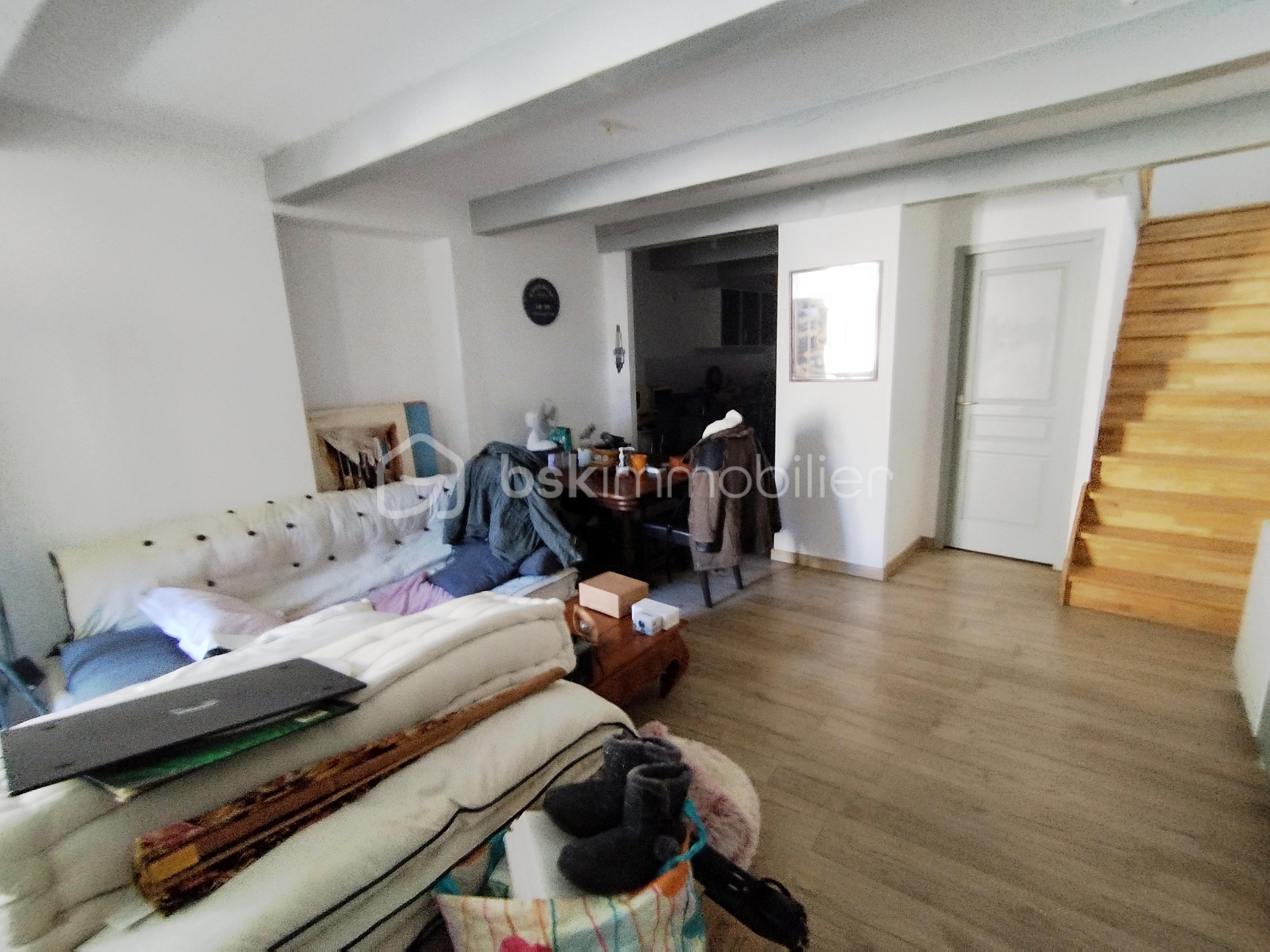 Immeuble mixte de 100 m² - 1759563335570.jpg