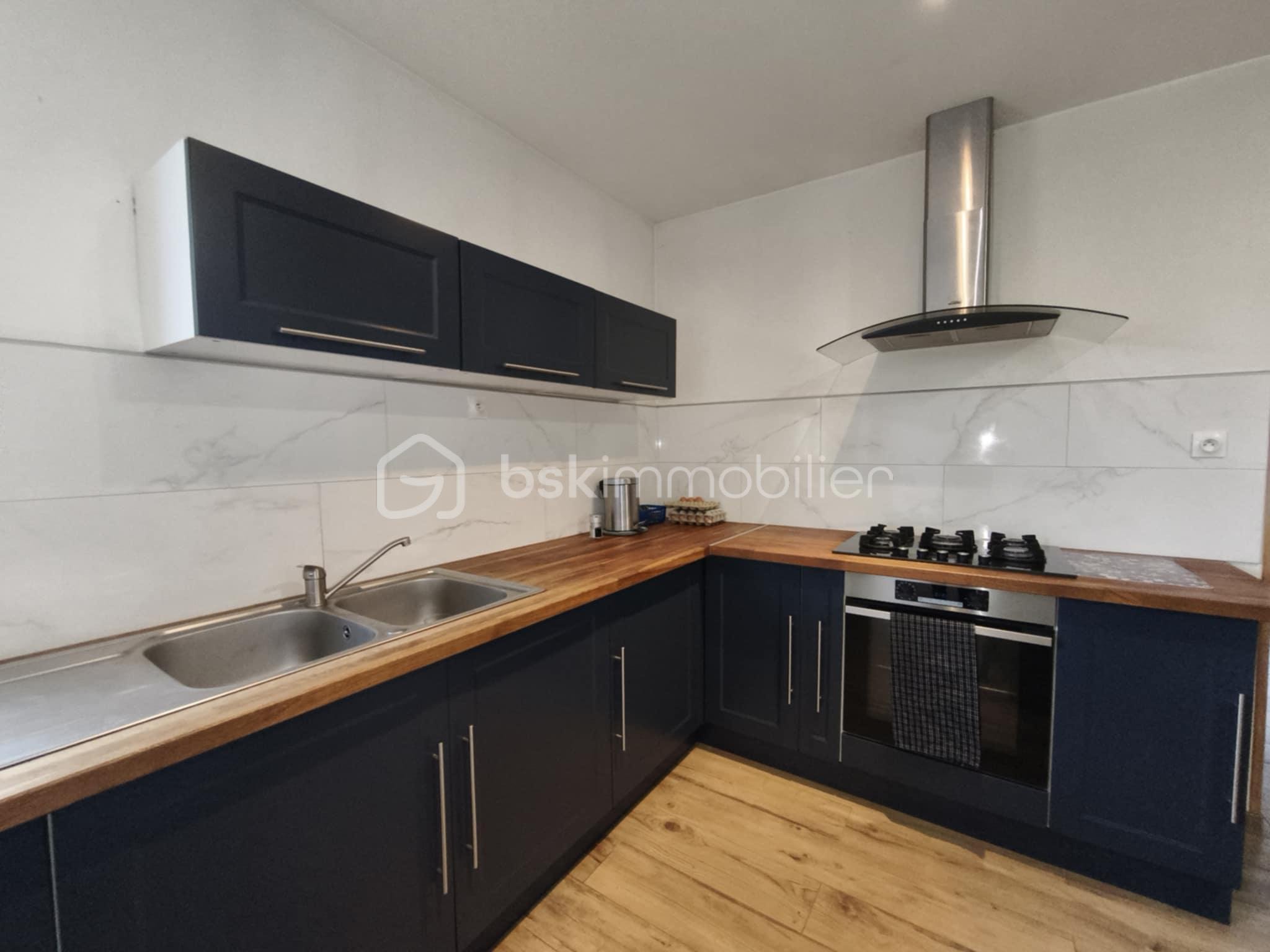 Maison ancienne de 140 m² - 877fe3be-1a30-4f55-9ce7-8ca0b8d2872e.jpg