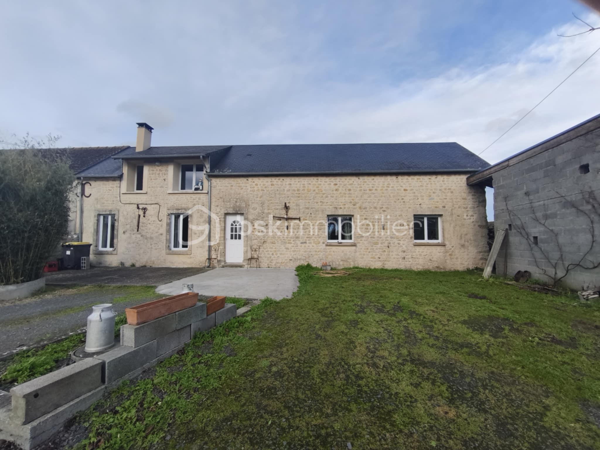 Maison ancienne de 140 m² - 3d983453-ca0f-4d54-aa3a-2b893d032115.jpg