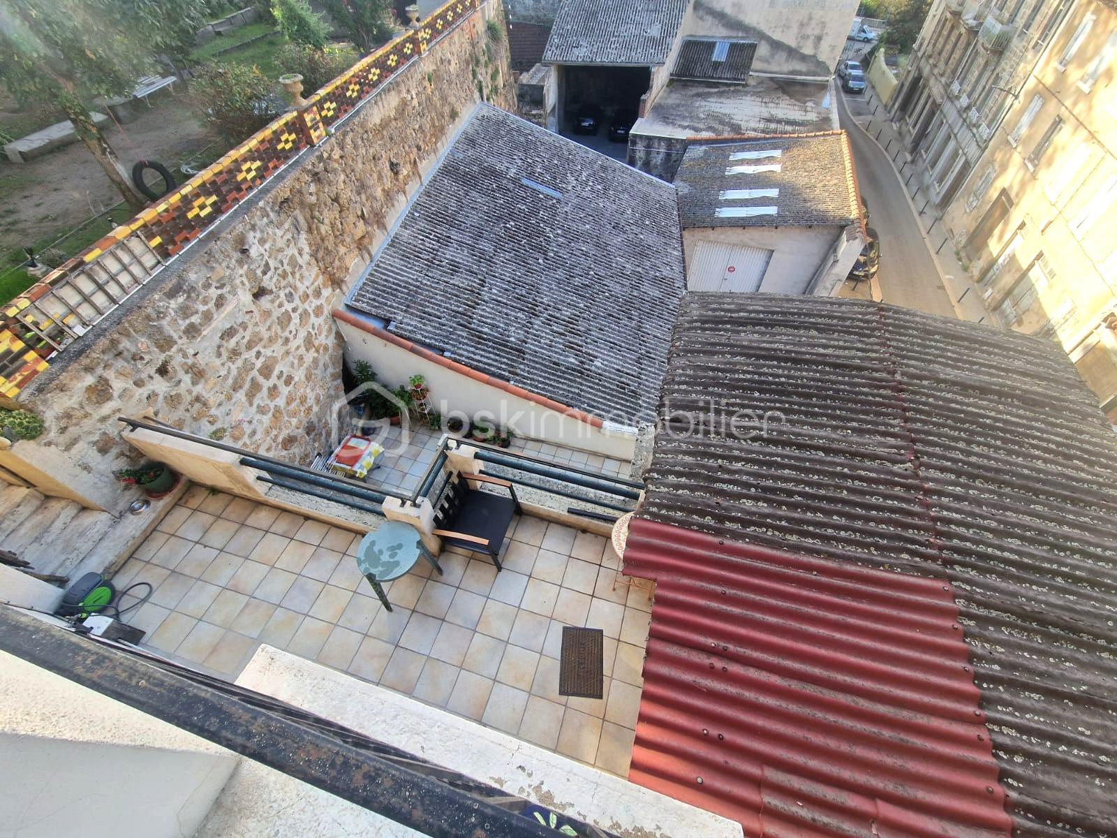 Immeuble de 424 m² - WhatsApp Image 2025-09-16 à 15.41.39_3b2e84a9.jpg