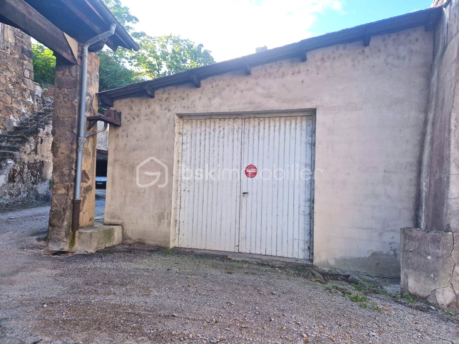 Immeuble de 424 m² - WhatsApp Image 2025-09-16 à 15.41.19_945043e4.jpg