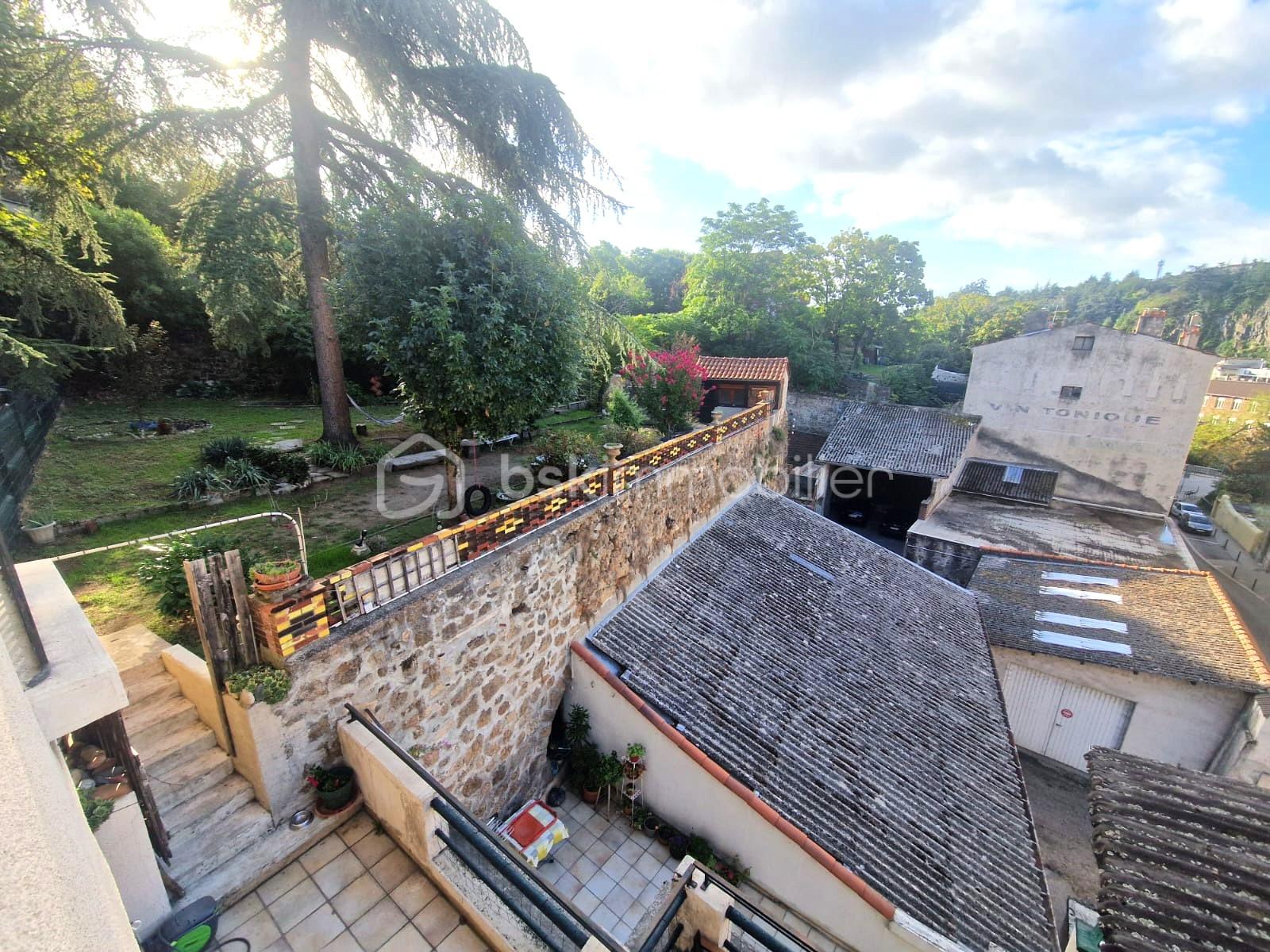 Immeuble de 424 m² - WhatsApp Image 2025-09-16 à 15.41.37_844fcbc3.jpg