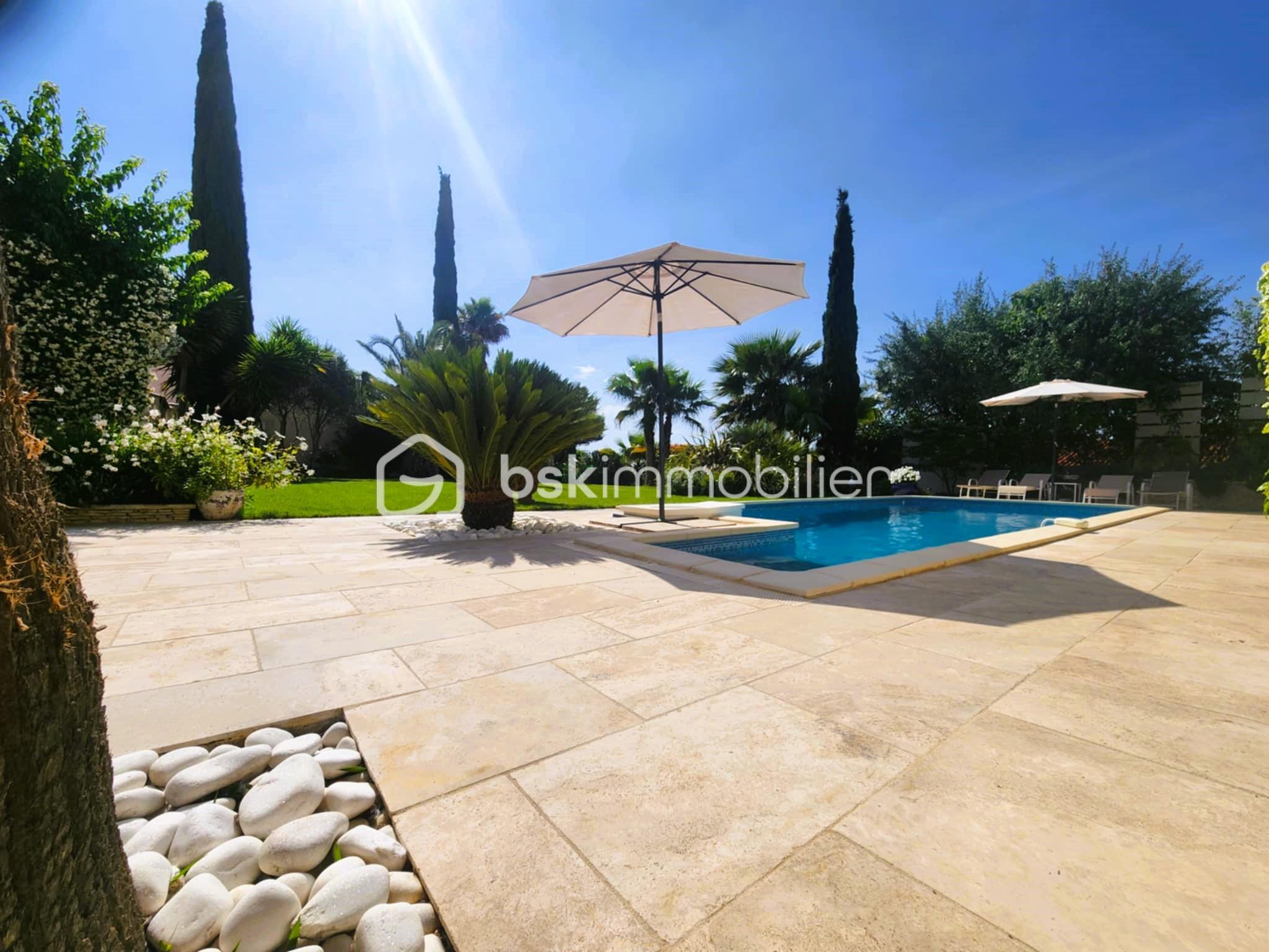Maison de 160 m² - LmQ4BnlcGyZ3bGR4B1aFuCrxxCLACJ8IoILKlhCi-branded.jpg