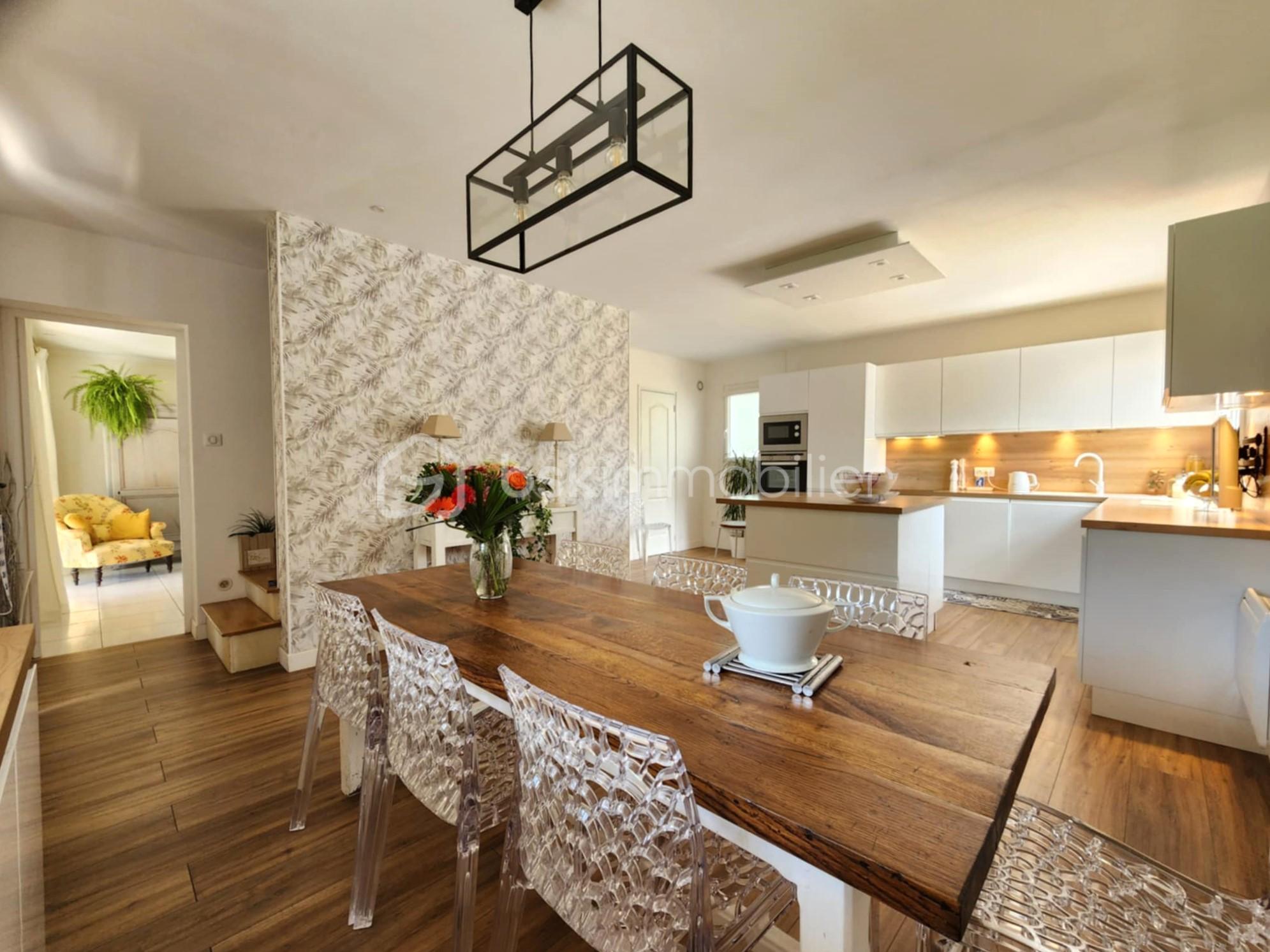 Maison de 160 m² - b26440f7-2557-458a-b679-b54f19066ac9.jpg