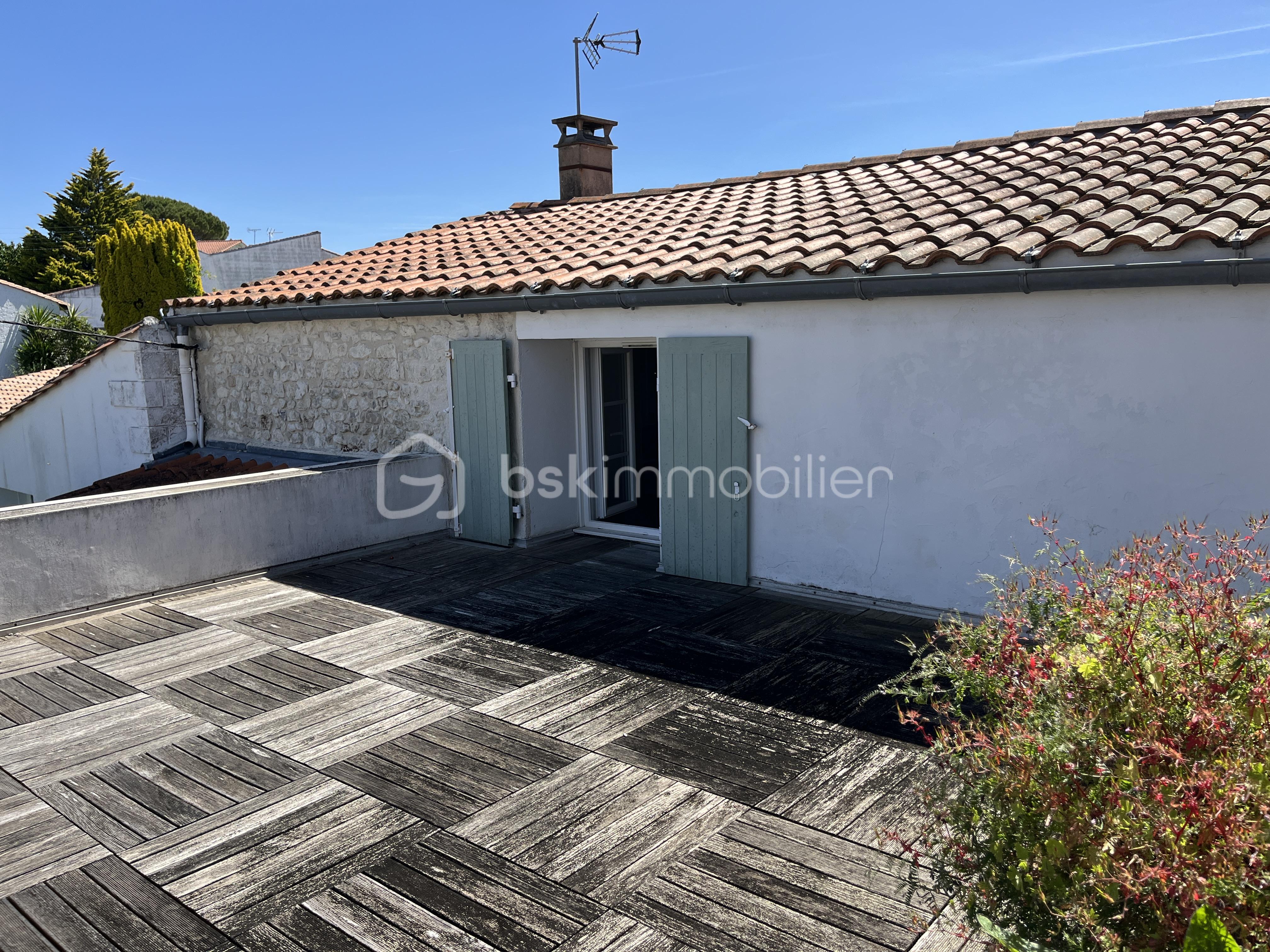 ext terrasse 1.JPG
