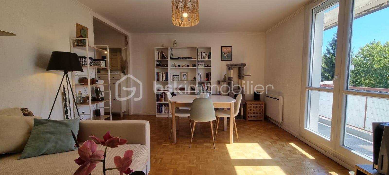 Appartement de 62,39 m² - séjour baie.jpeg