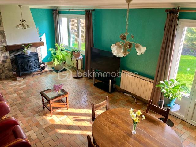 viviane séjour de la cuisine.jpeg