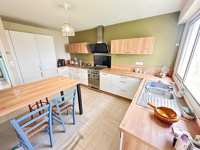 Maison d architecte de 100 m² - CUISINE B.jpg