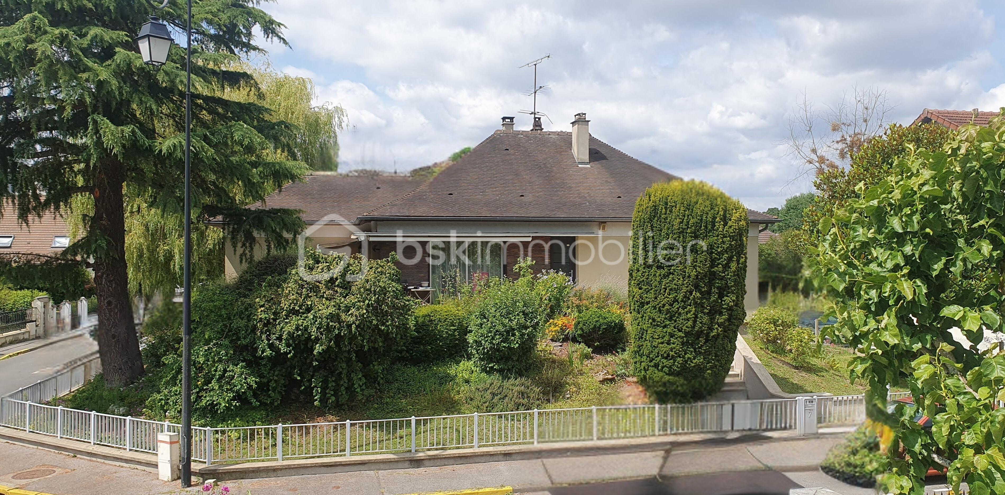 Maison 6 pièces 136 m² · à Le Plessis-Trevise · 136 m² · 519 000 €