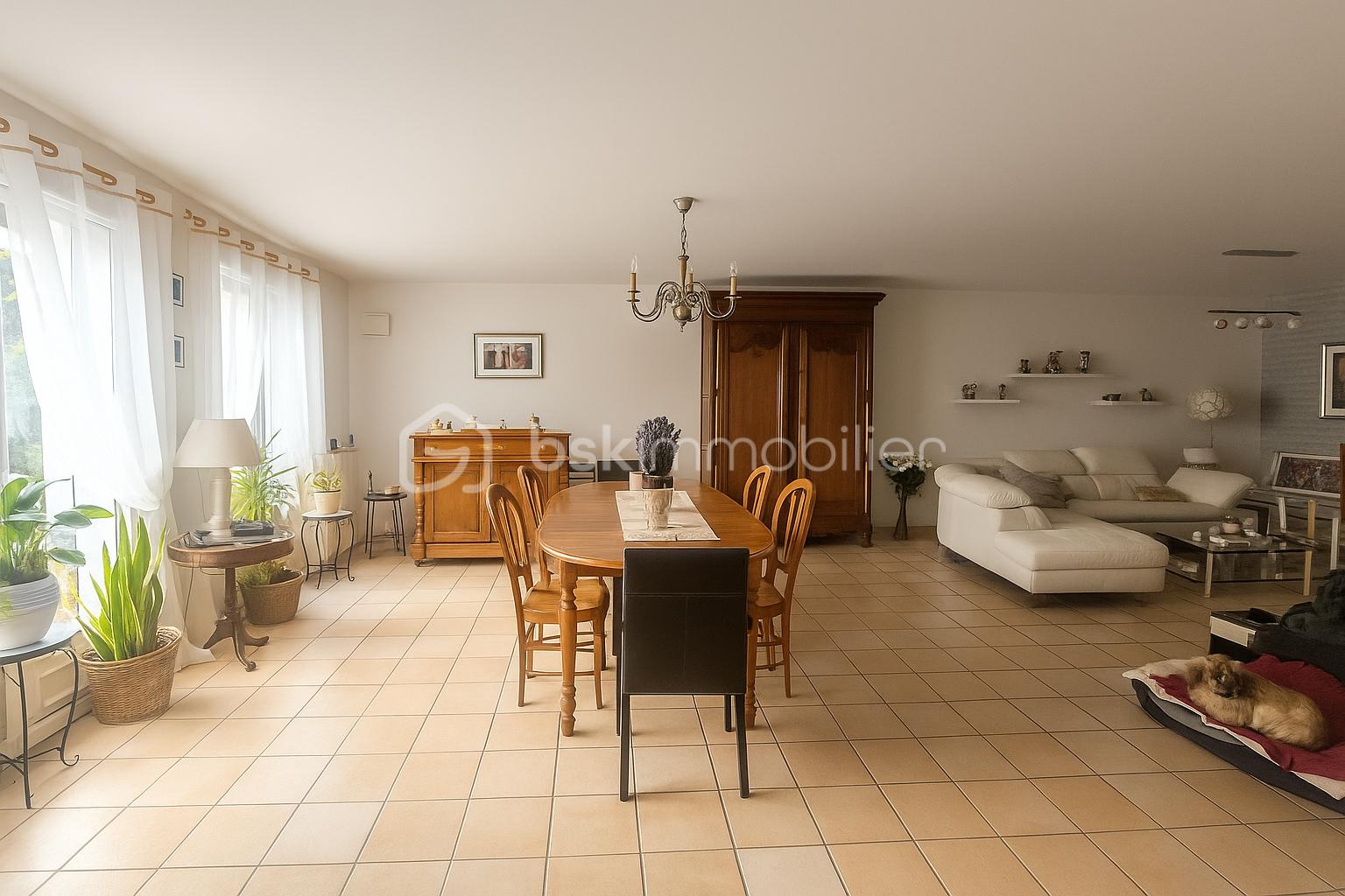 Maison de ville de 111,80 m² - ChatGPT Image 10 nov. 2025, 18_23_15.png