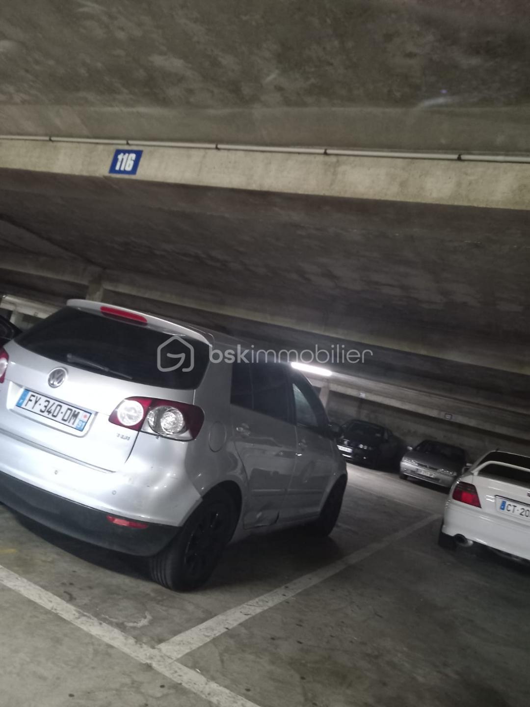 Parking de 24 m² - thumbnail.jpg