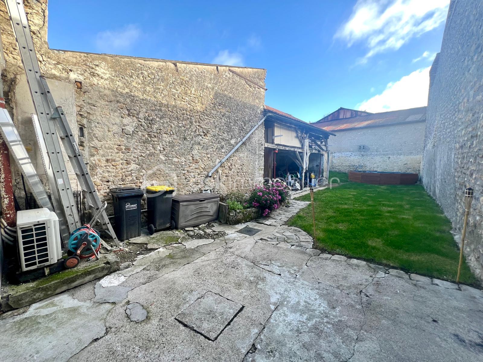 Maison de 120 m² - IMG-20251026-WA0029.jpg