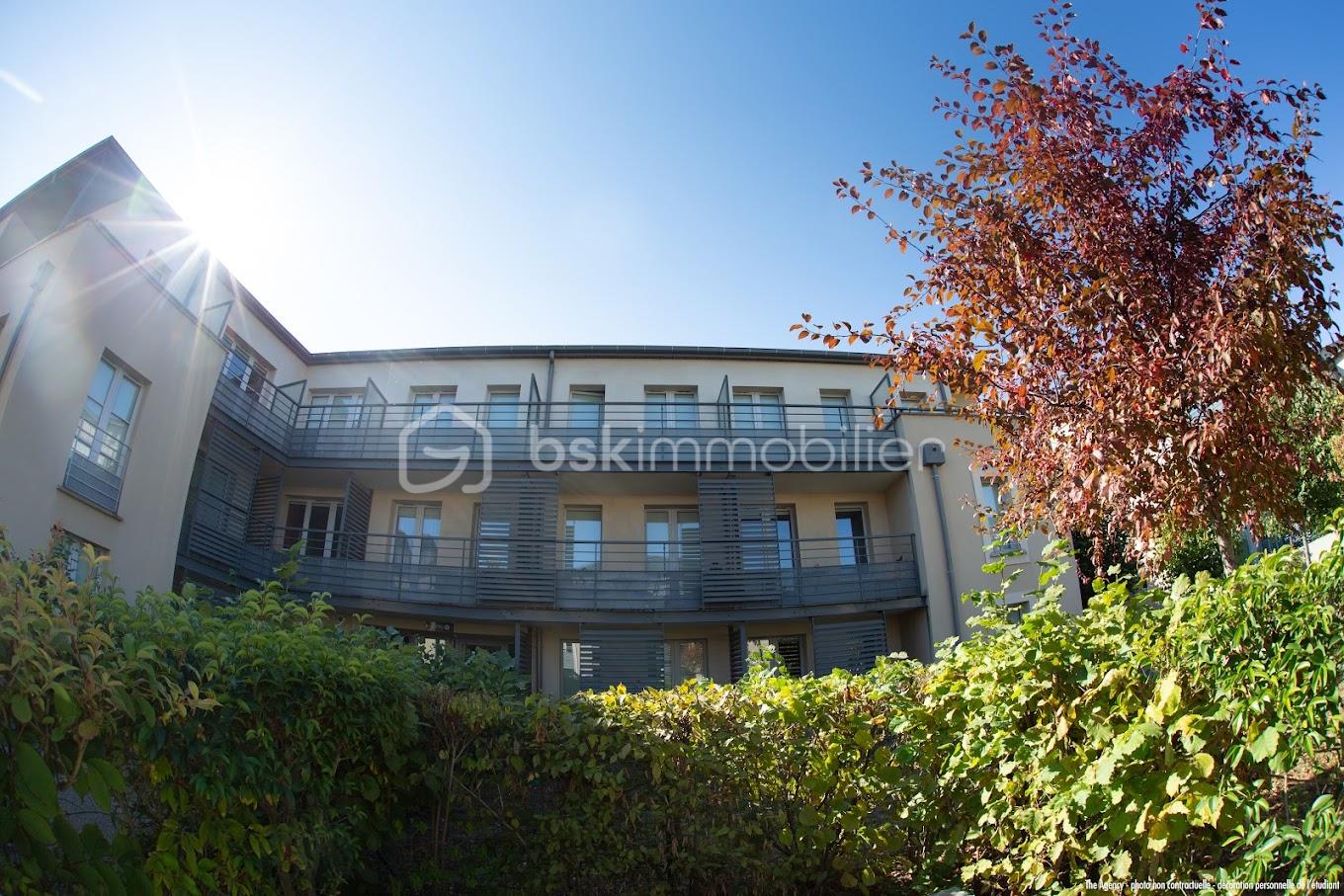 Appartement de 21,36 m² - residence-etudiante-suitetudes-le-vinci-blois-exterieur-2.jpeg