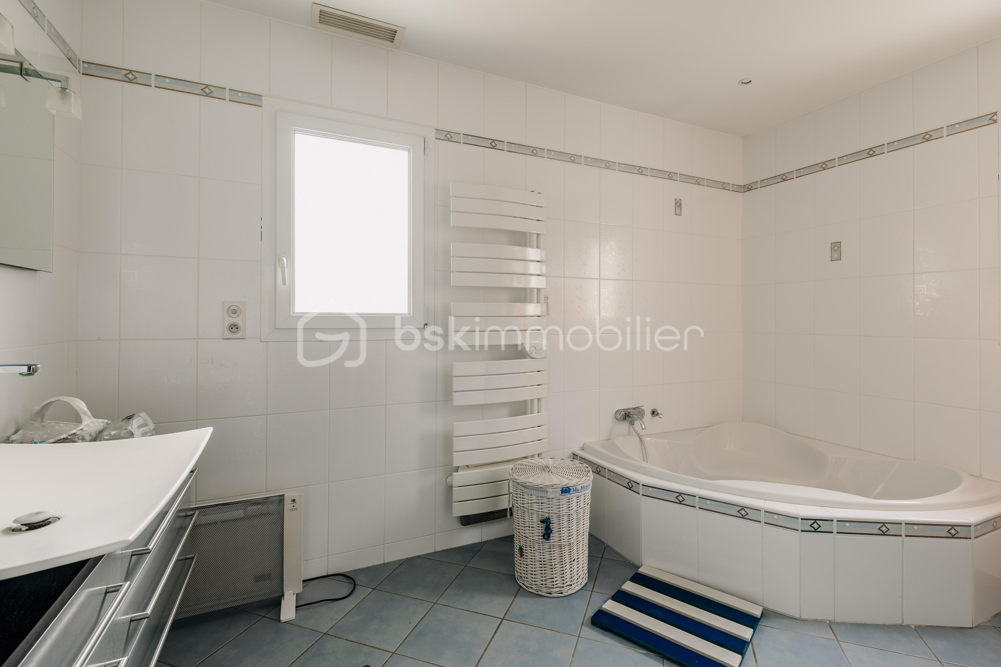 Maison contemporaine de 164 m² - bsk-hastingues-100225-WEB-011.jpg